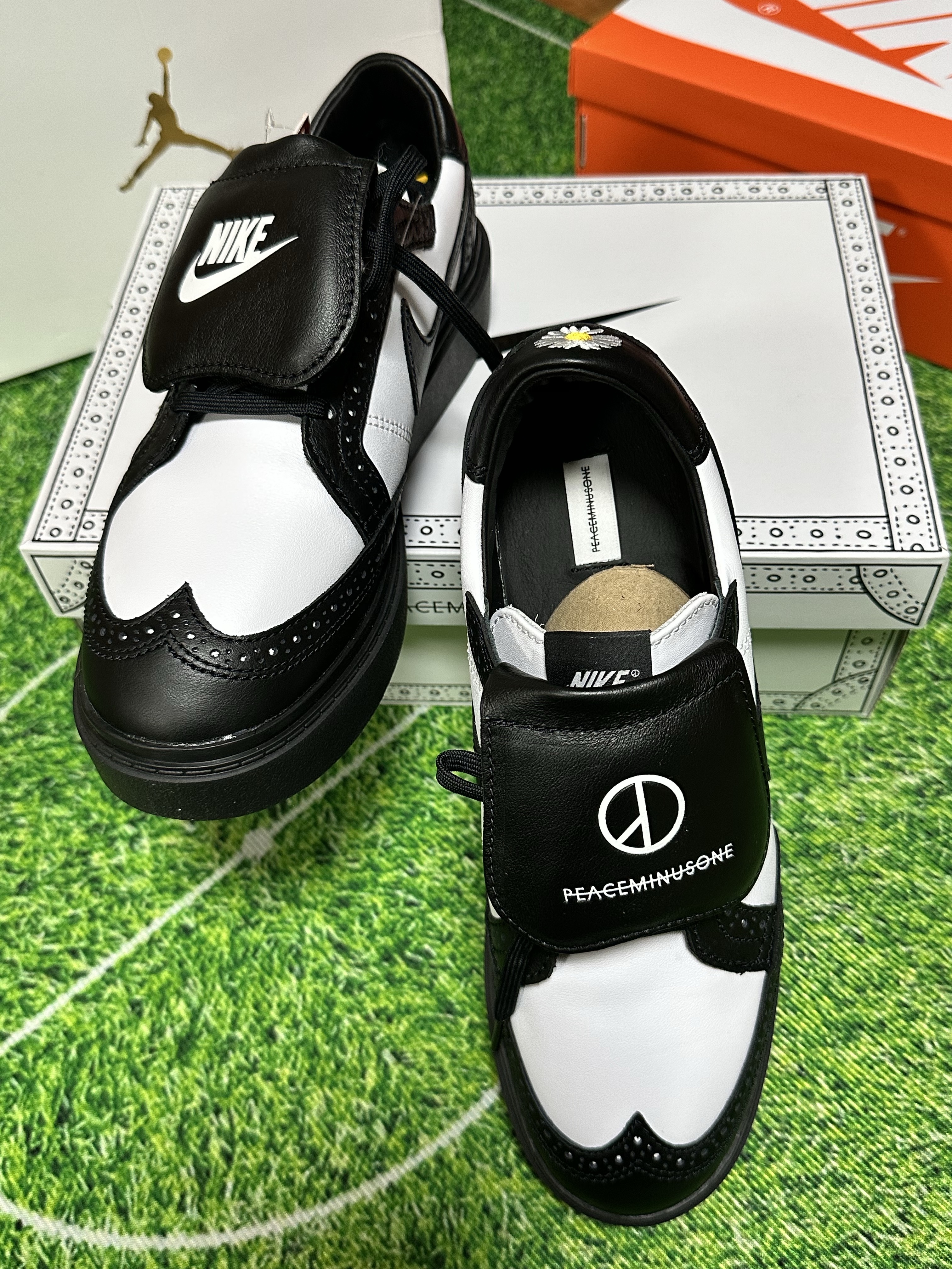 Nike x Peaceminusone Kwondo1 Black and White 착용 스타일