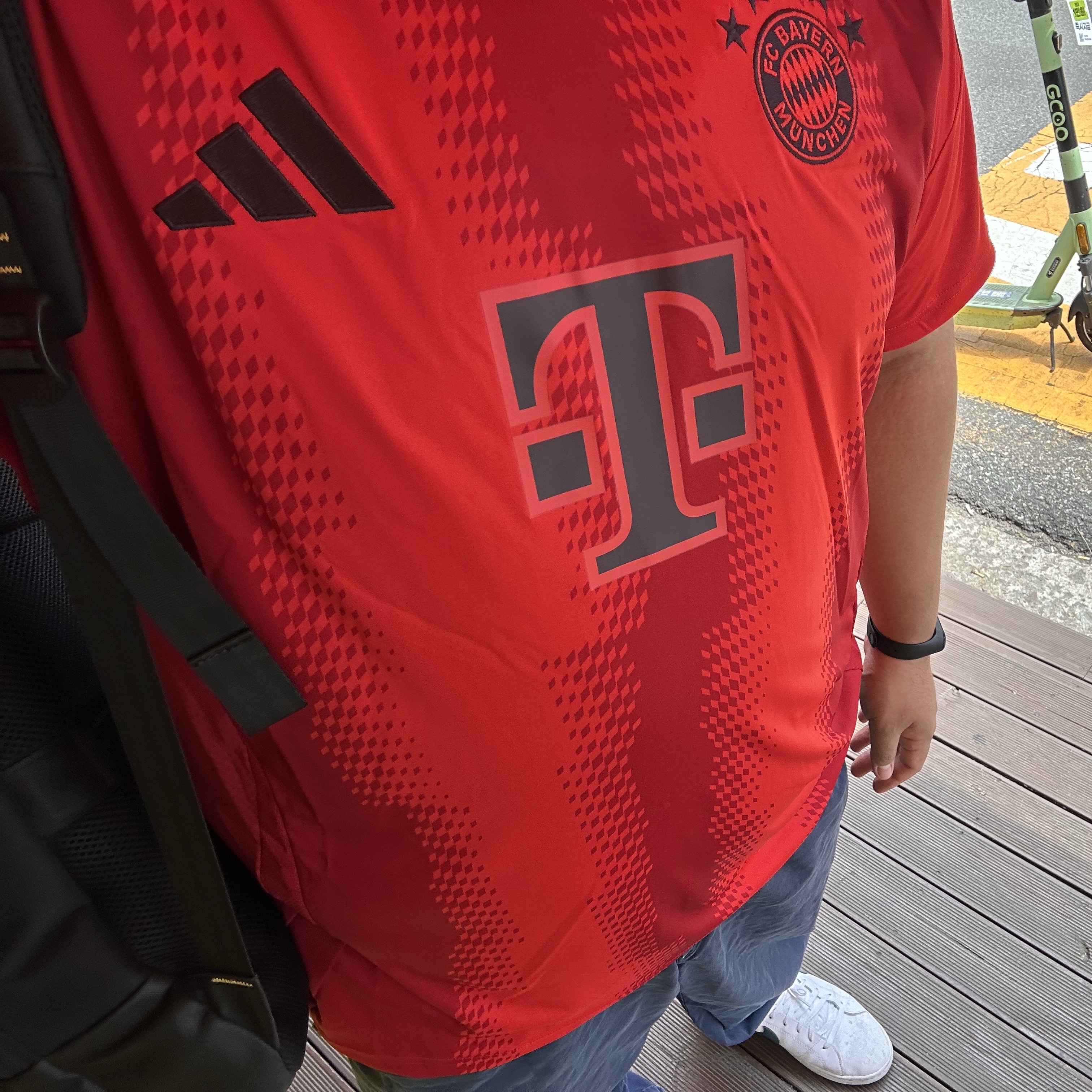 Adidas Bayern Munchen 2024/25 Home Jersey Red - KR Sizing (Non Marking Ver.), Nike Court Royale 2 White Dark Teal Green 착용 스타일