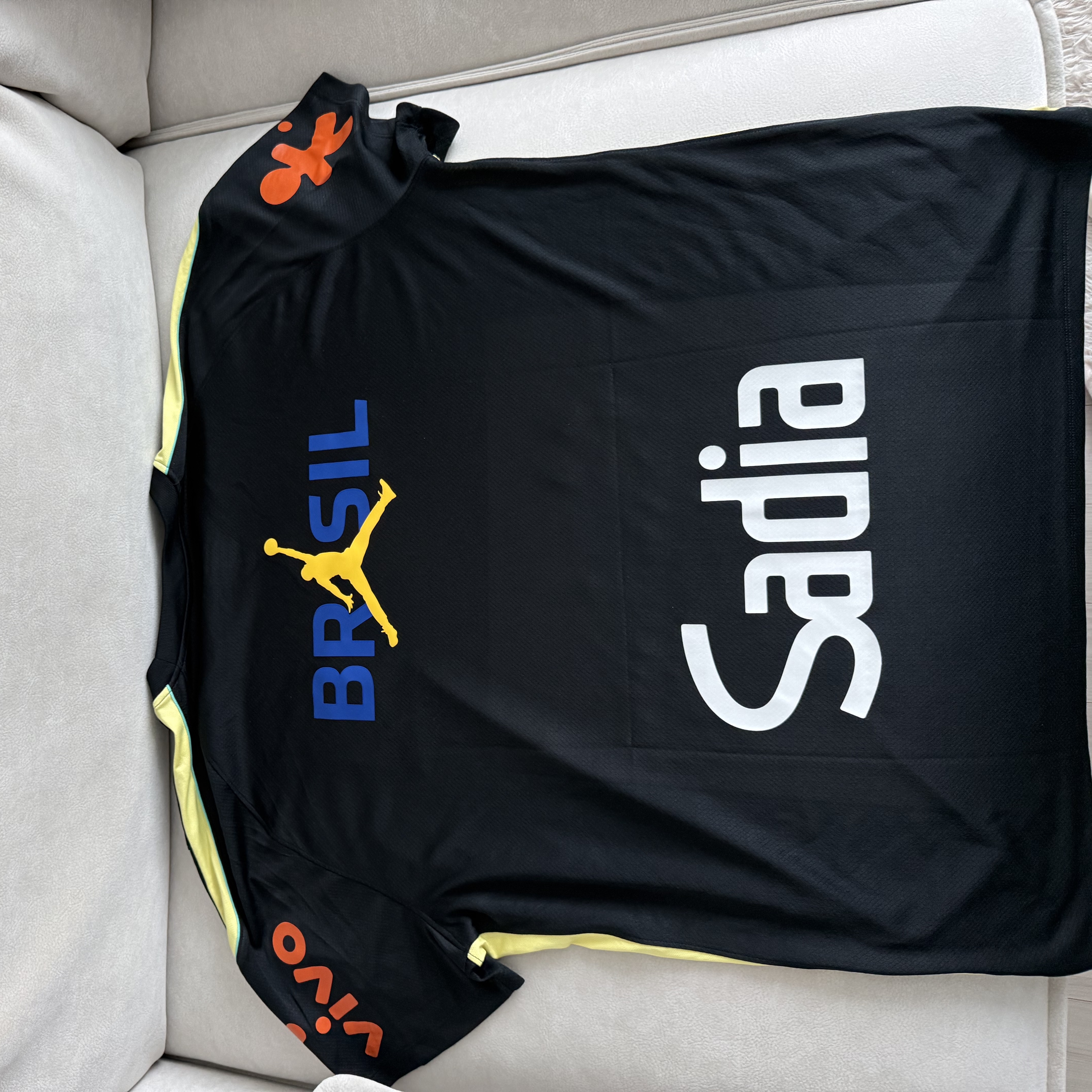 Jordan Brazil 2026 Anthem Jacket Old Royal Yellow Pulse (IF3896-417) (Non Marking Ver.), Jordan Brazil Brooklyn 5 Inch Woven Shorts Old Royal Black (IM5104-417) 착용 스타일 - 6