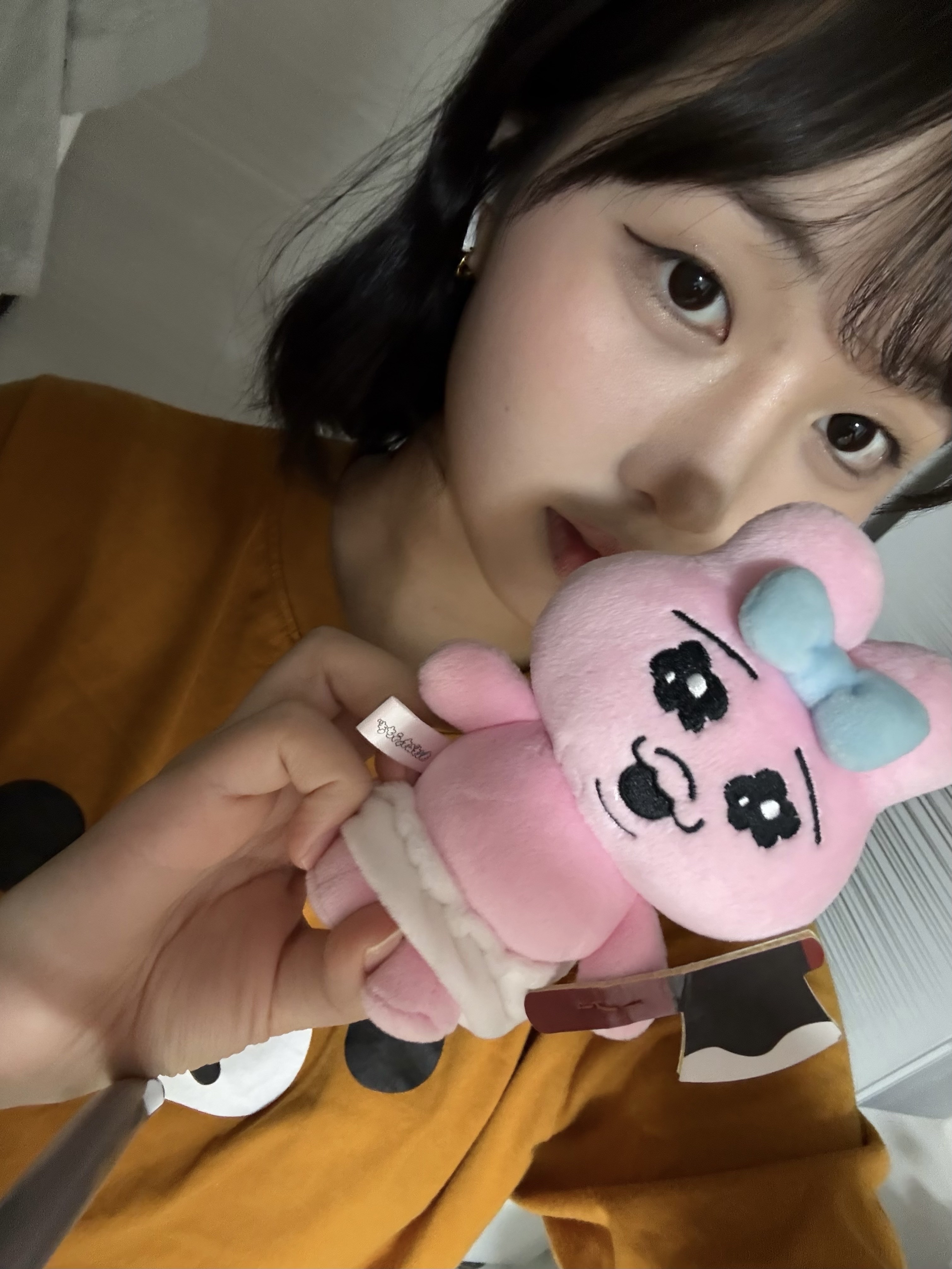 Spao x Rilakkuma Short Sleeve T-Shirt Brown 착용 스타일