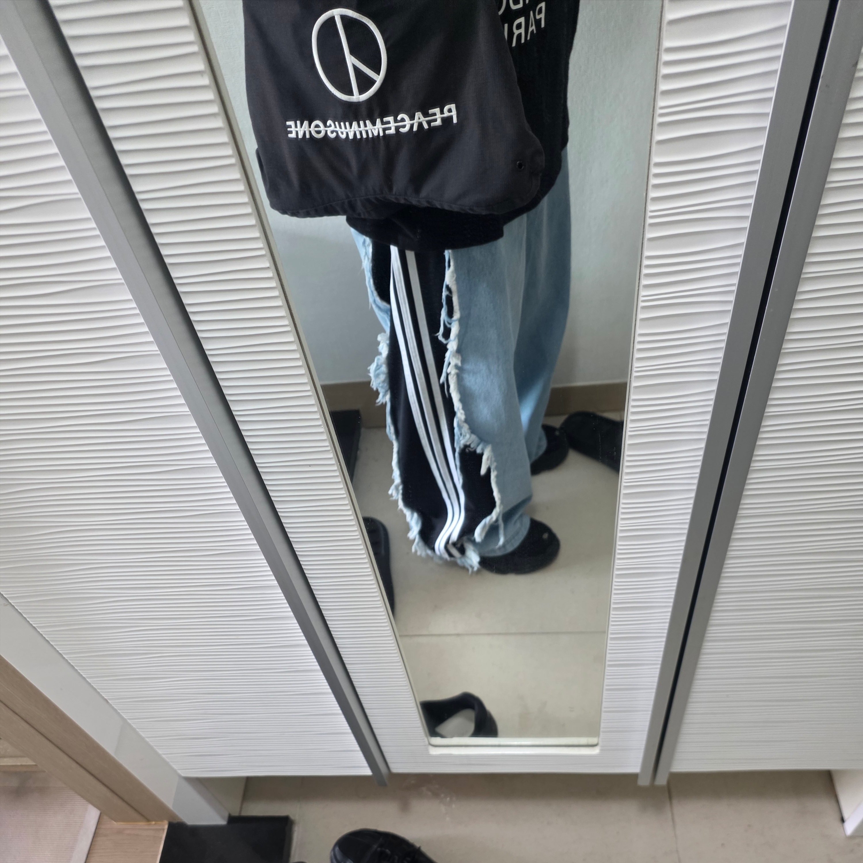(W) Adidas Adilenium 5.0 Deconstructed Denim Pants Light Blue - KR Sizing 착용 스타일