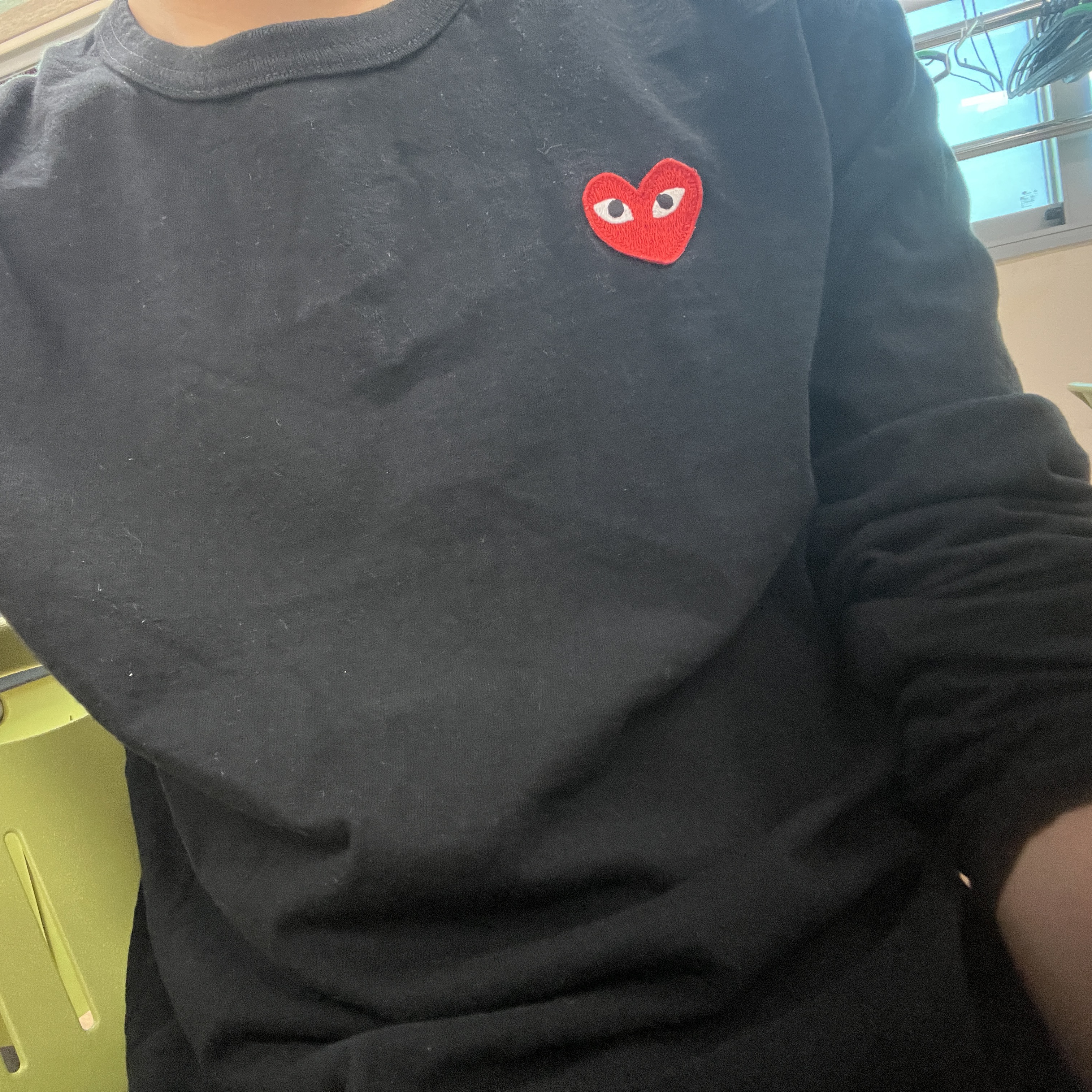 Play Comme des Garcons LS T-Shirt Black 착용 스타일