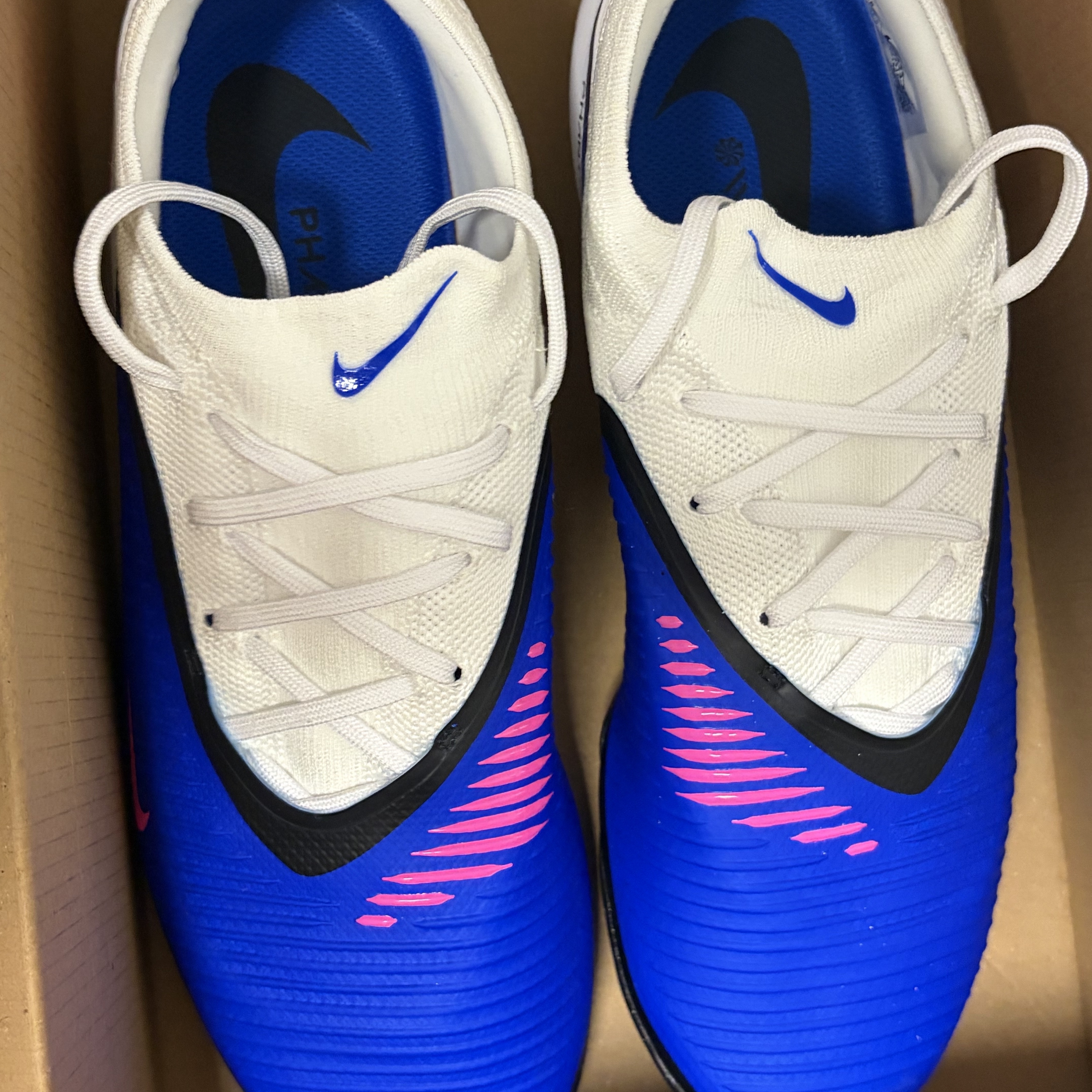 Nike Phantom 6 Low Pro TF Racer Blue White 착용 스타일 - 2