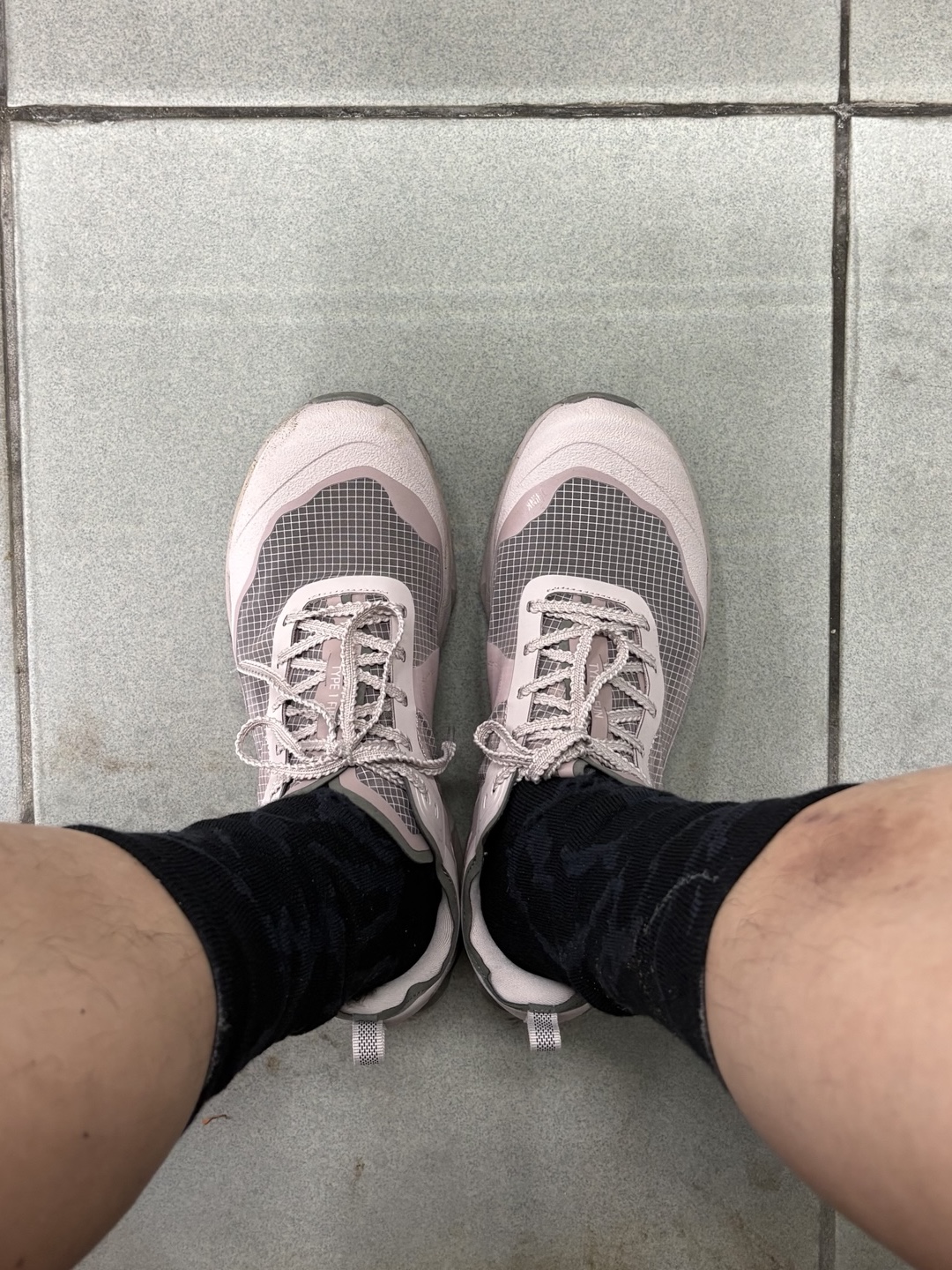 [예약판매 7/31 순차출고] SIERRA DESIGNS MUIRHIKE-10 Plum, [예약판매 7/31 순차출고] SIERRA DESIGNS MUIRHIKE-10 Black 착용 스타일 - 3