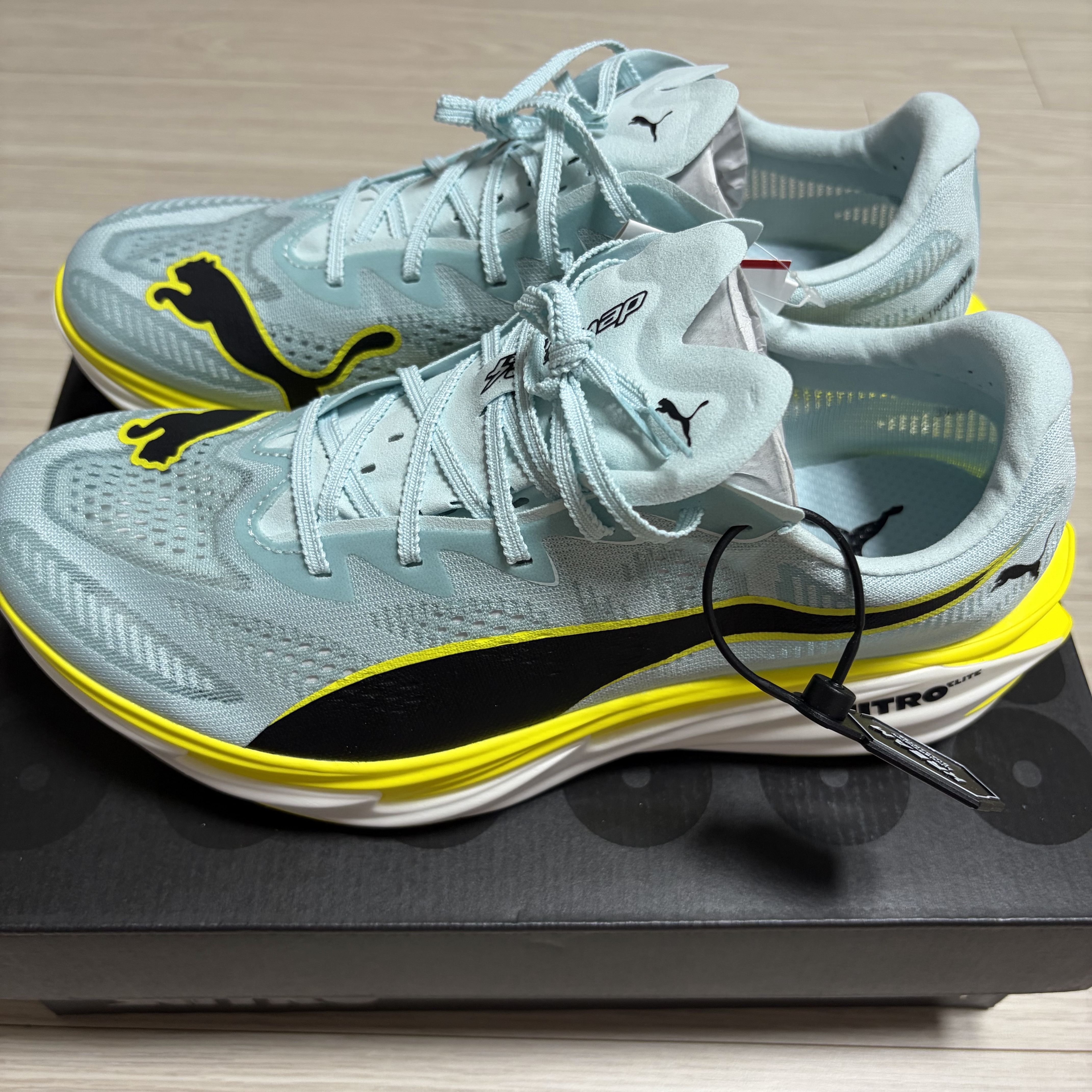 Puma Deviate Nitro Elite 4 Fresh Water Lemon Crush 착용 스타일 - 2