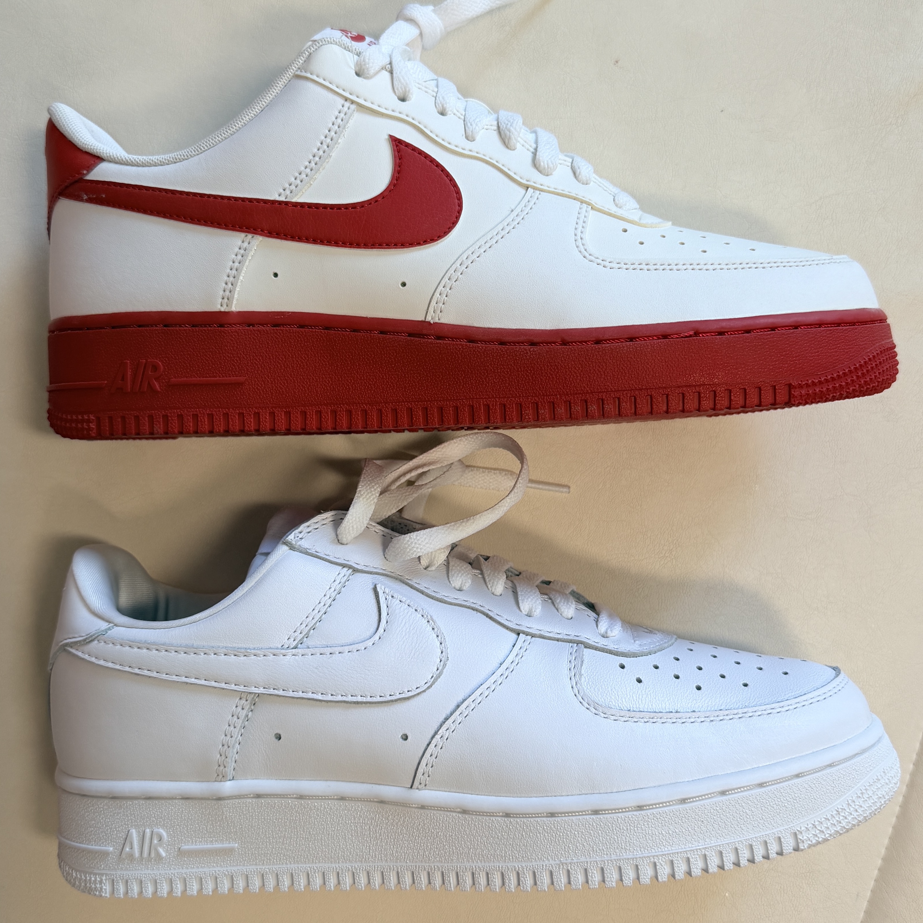 Nike Air Force 1 Low '01 White White 착용 스타일 - 1