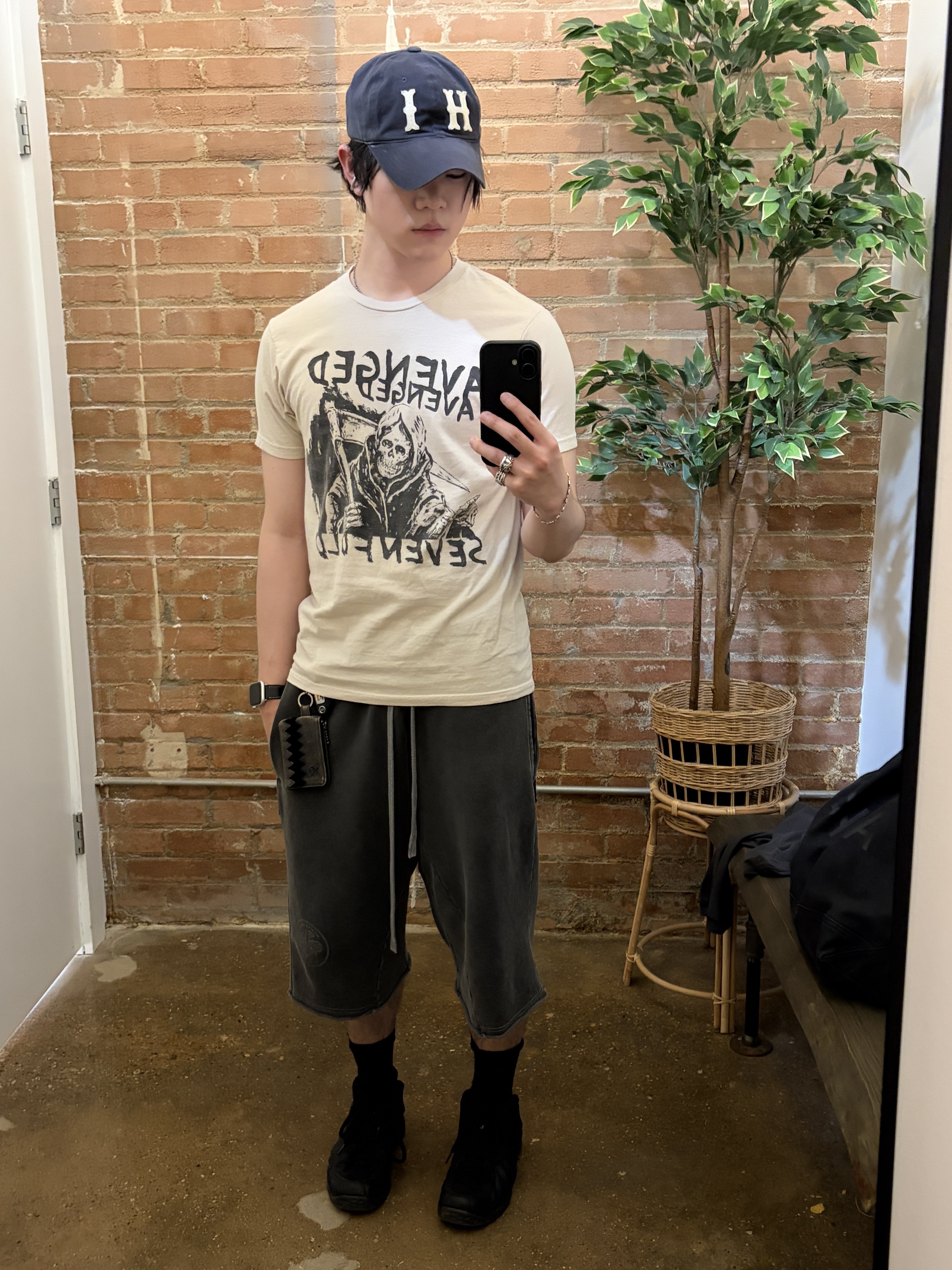 [프리오더] Polyteru Zigzag Card Wallet Black, Polyteru Human Index Human 1/2 Sweat Pants Charcoal 착용 스타일