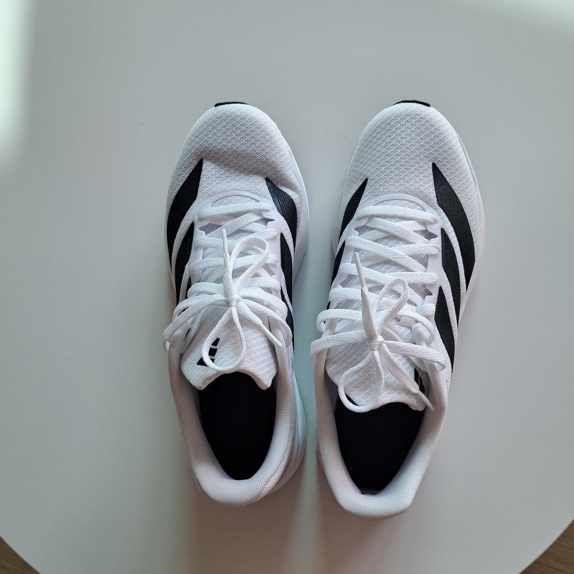 Adidas Duramo RC2 Running Cloud White Core Black 착용 스타일