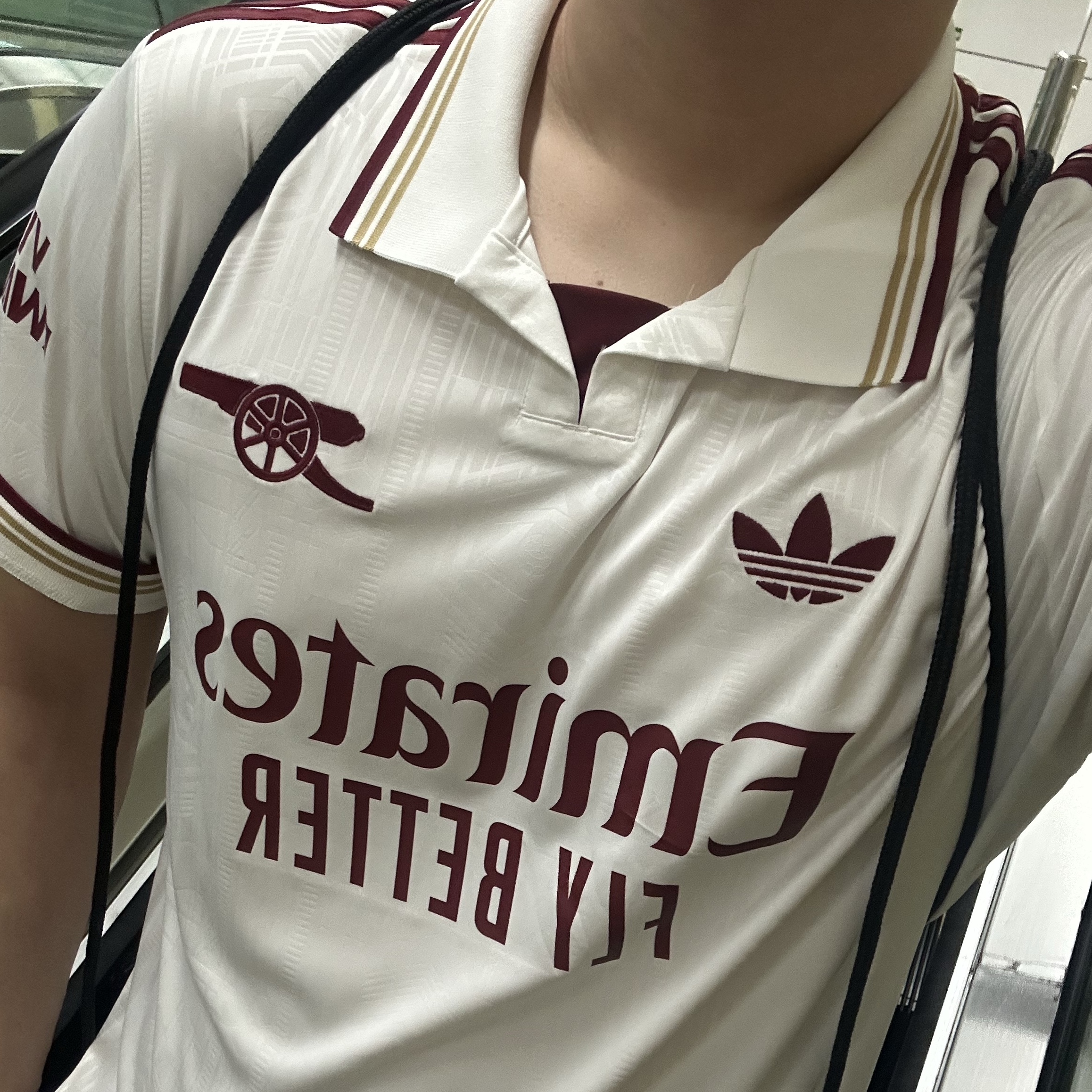 Adidas Arsenal 2025/26 3rd Jersey Cloud White Team Coll Burgundy 2 - KR Sizing (Non Marking Ver.) 착용 스타일