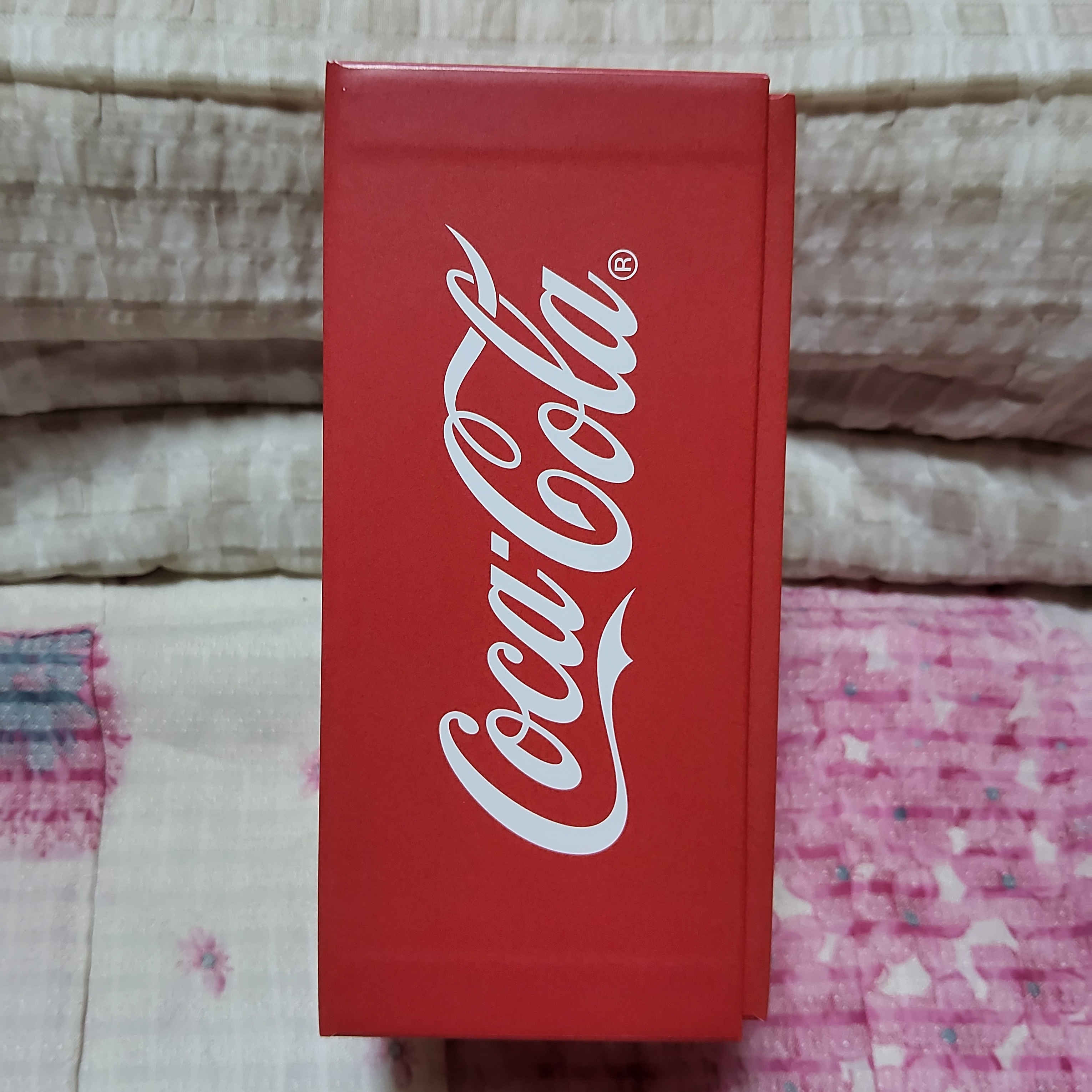 Casio G-Shock x Coca-Cola GA-2100CC-3A 착용 스타일 - 2