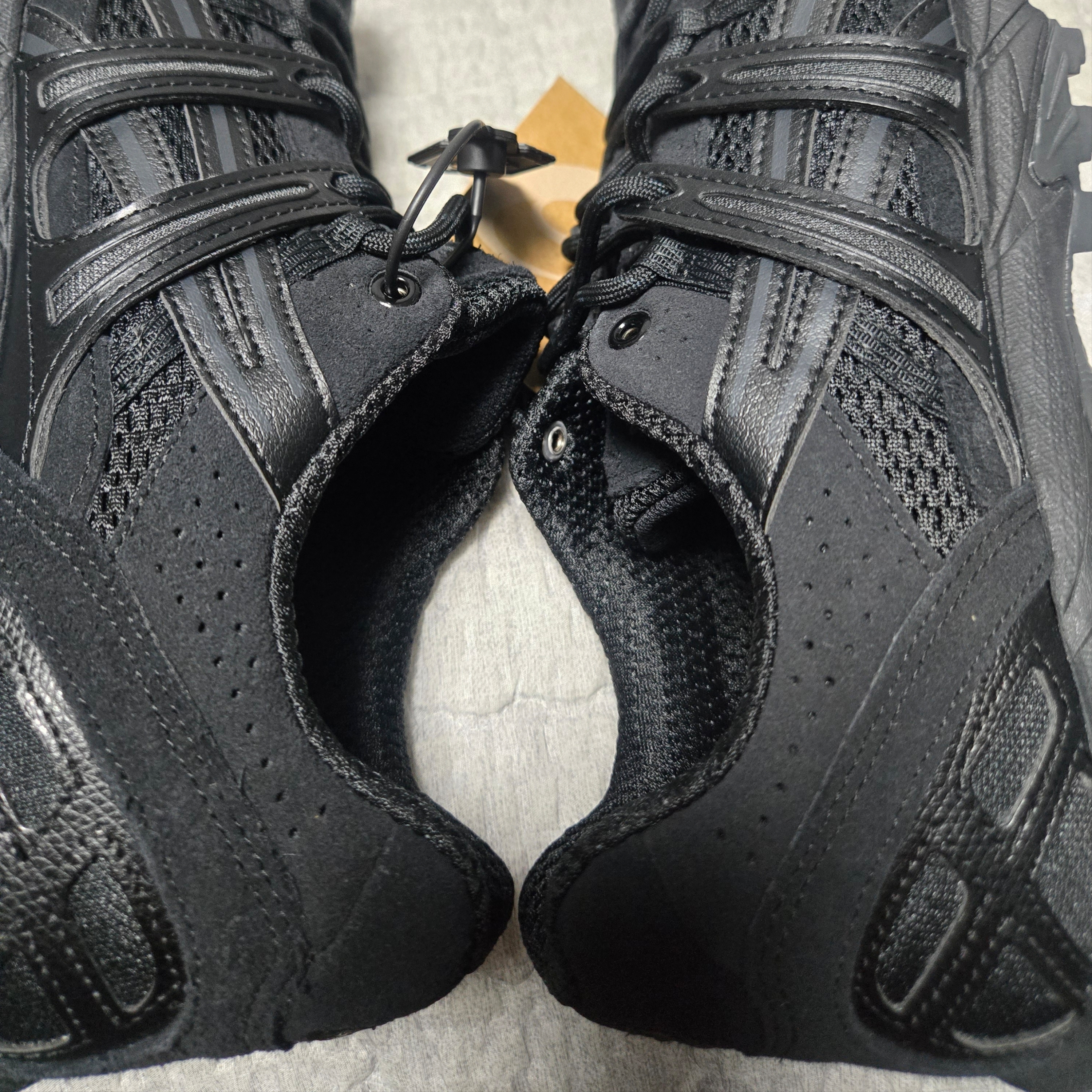 Asics Gel-Sonoma 15-50 Black 착용 스타일 - 1