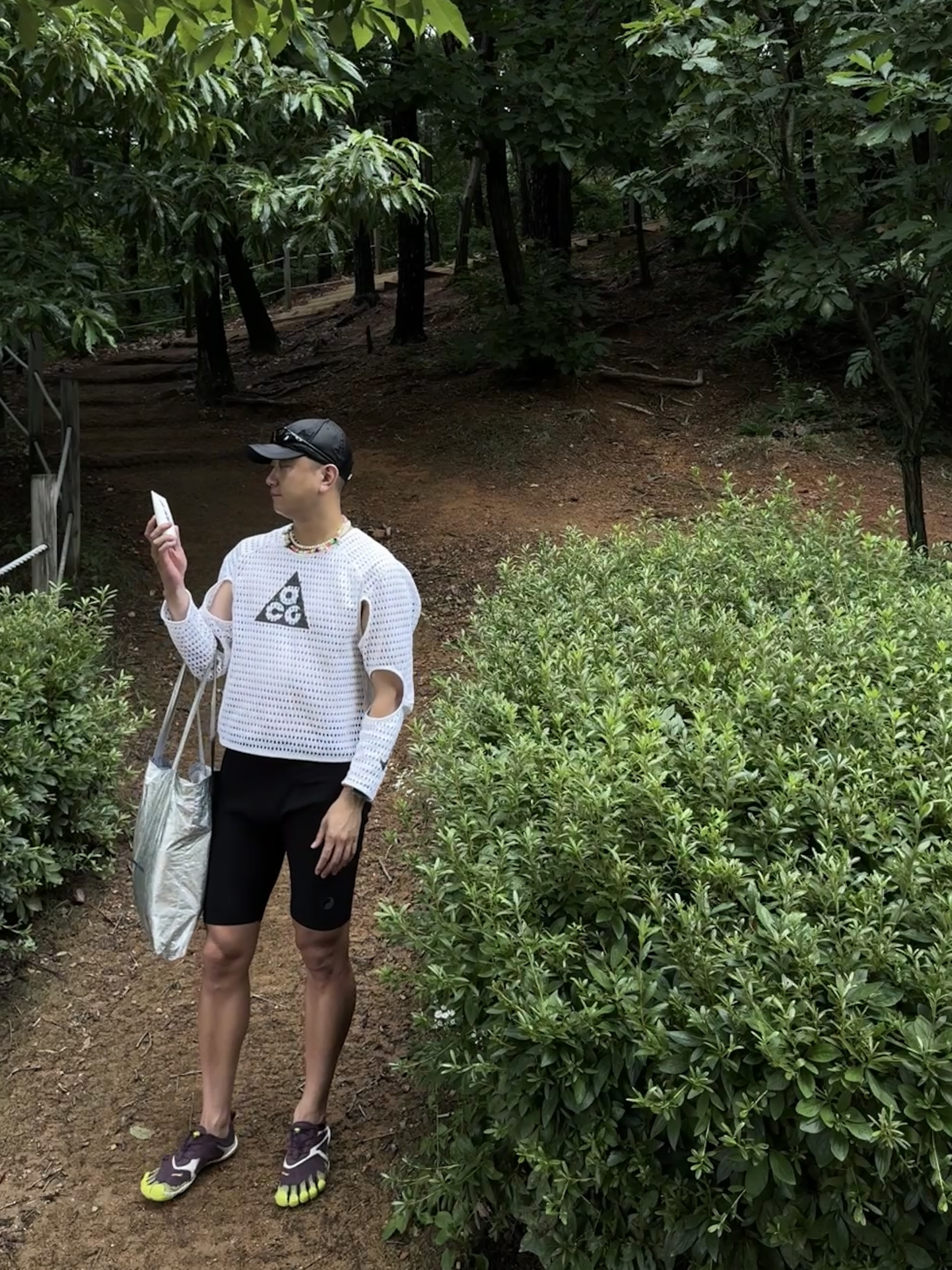 Nike ACG Radical Airflow NXT White Anthracite - Asia, Nike ACG Second Sunrise Dri-Fit ADV 5 Inch Brief Lined Shorts Black Anthracite - Asia 착용 스타일 - 4