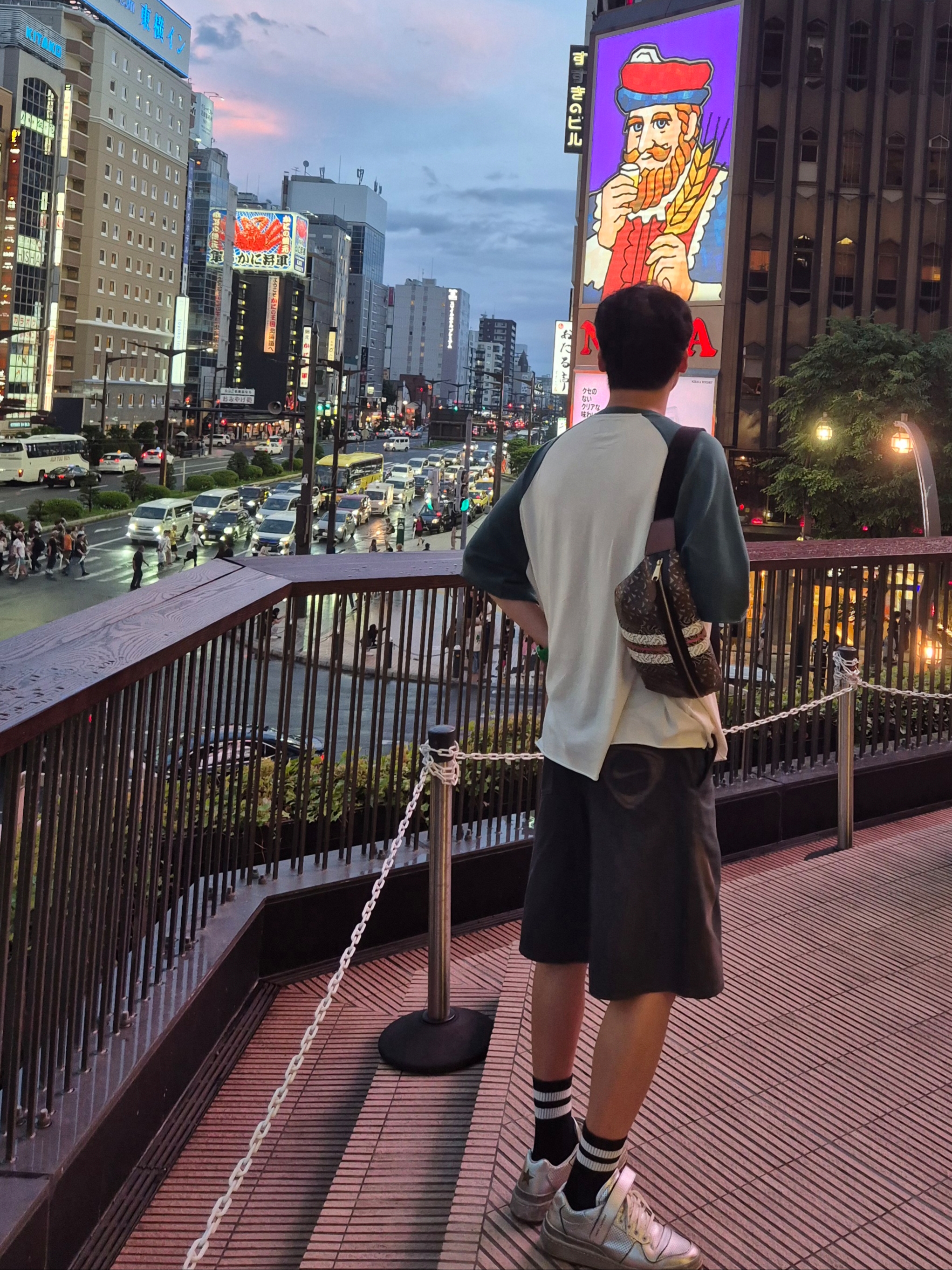 Matin Kim Raw Edge Raglan Top In Cream, Nike NSW Denim Pants Anthracite (IR6783-060) 착용 스타일 - 2