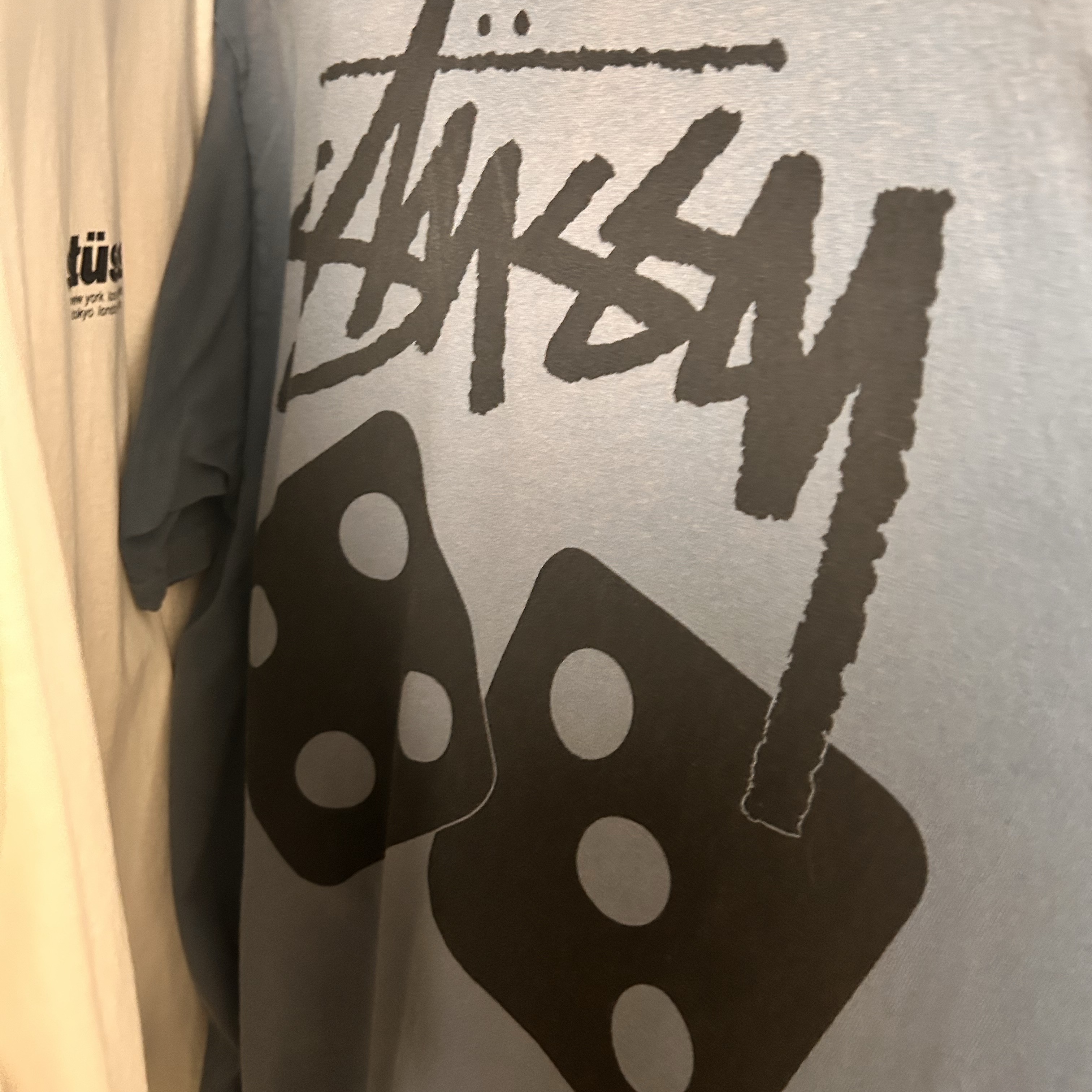 Stussy Stock Seoul T-Shirt White, Stussy Stock London T-Shirt White 착용 스타일 - 9
