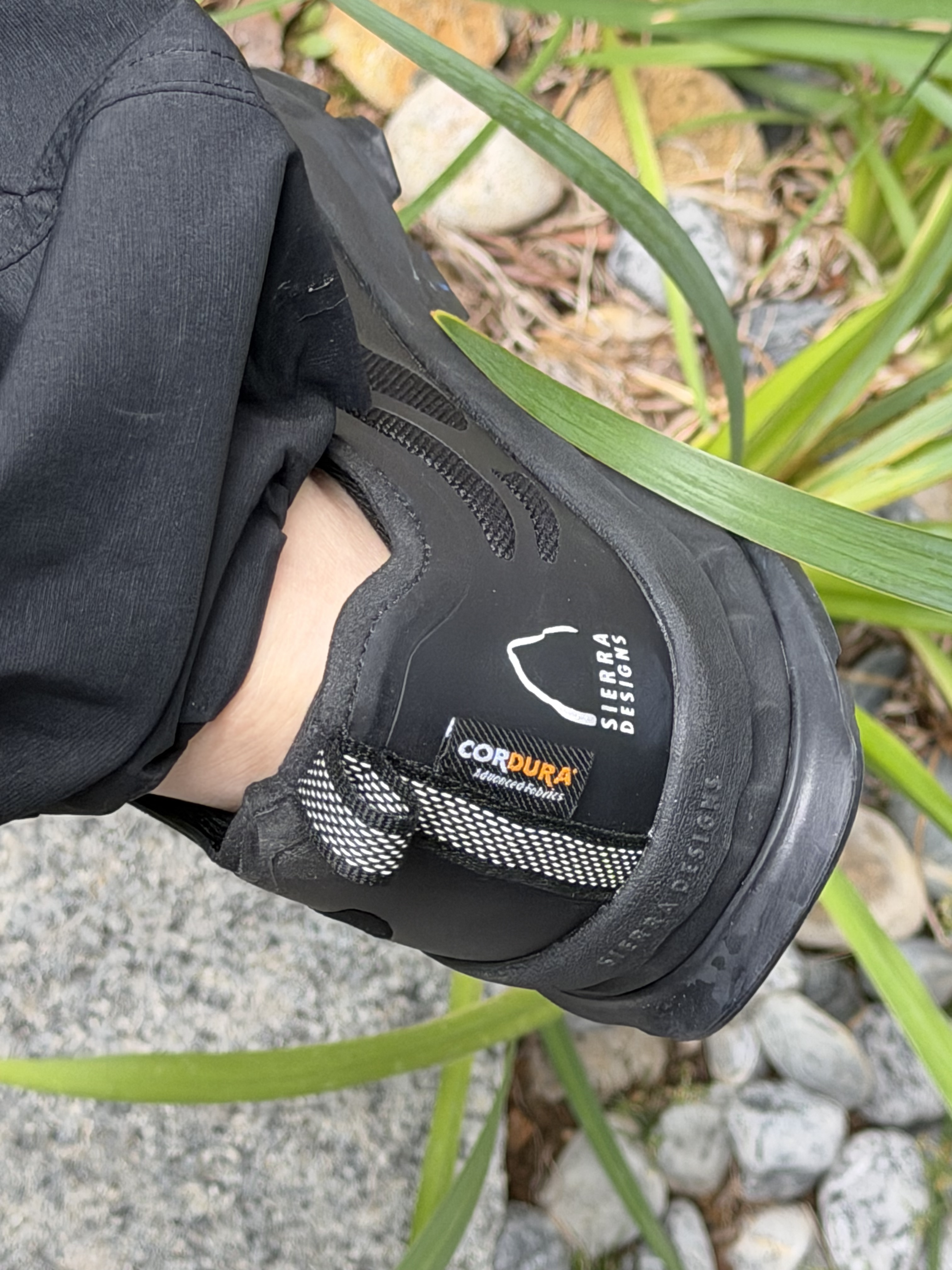 [예약판매 7/31 순차출고] SIERRA DESIGNS MUIRHIKE-30 Black 착용 스타일 - 3