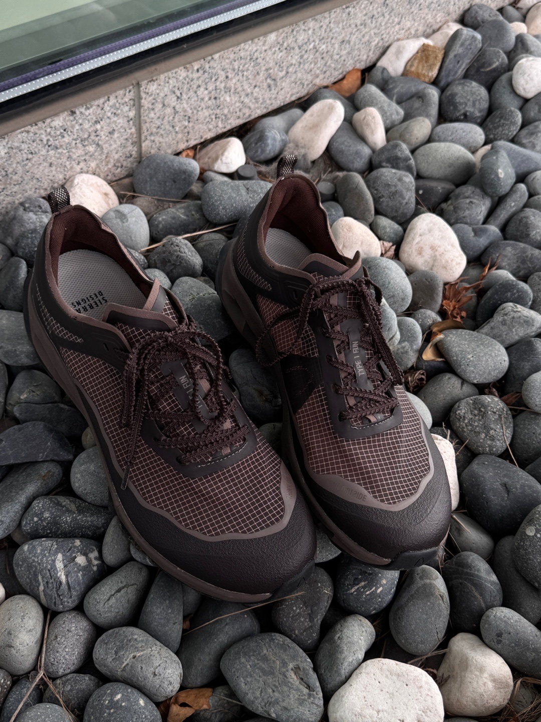 [예약판매 7/31 순차출고] SIERRA DESIGNS MUIRHIKE-10 Brown, [예약판매 7/31 순차출고] SIERRA DESIGNS MUIRHIKE-10 Black 착용 스타일 - 3