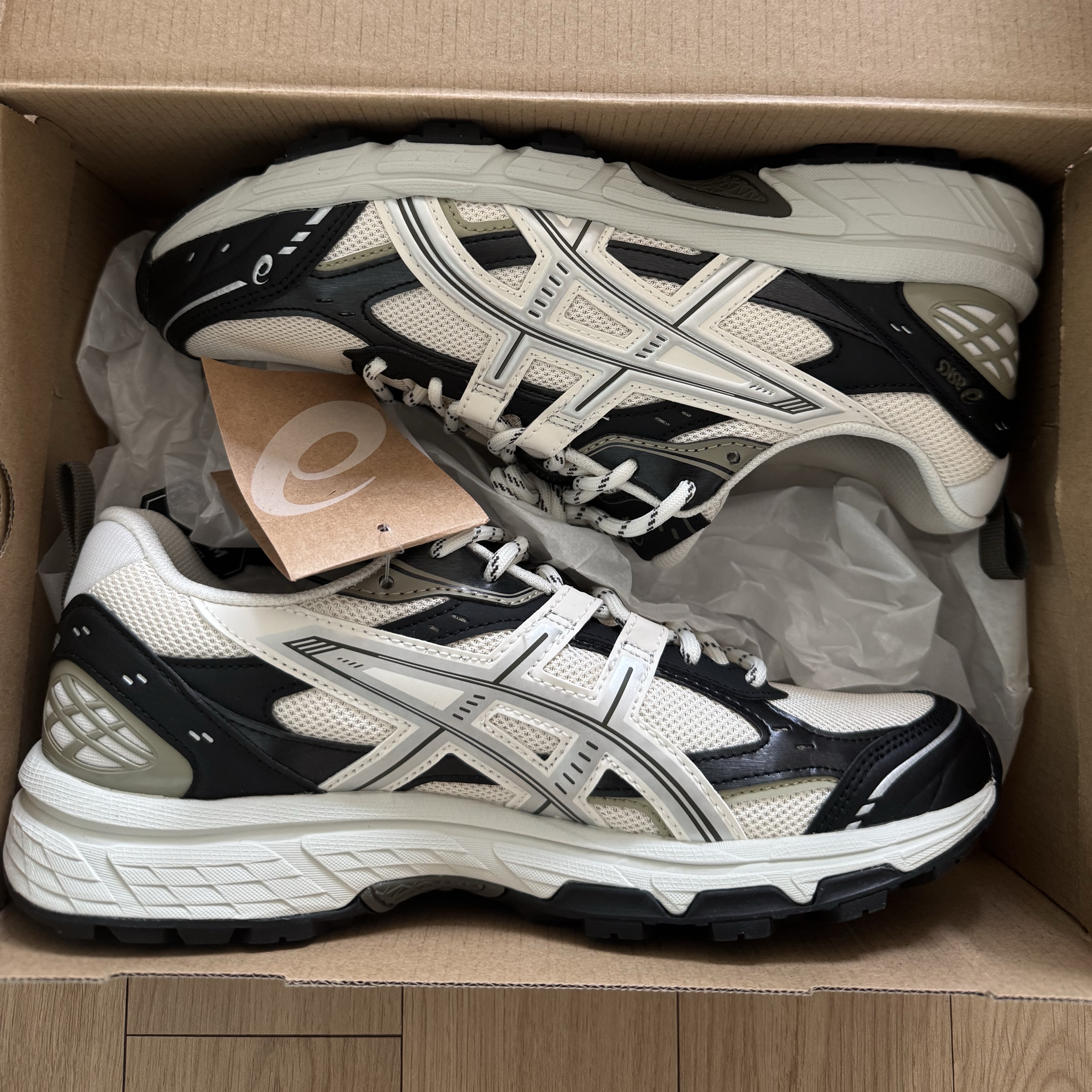 Asics Gel-Nunobiki Cream Dark Olive 착용 스타일