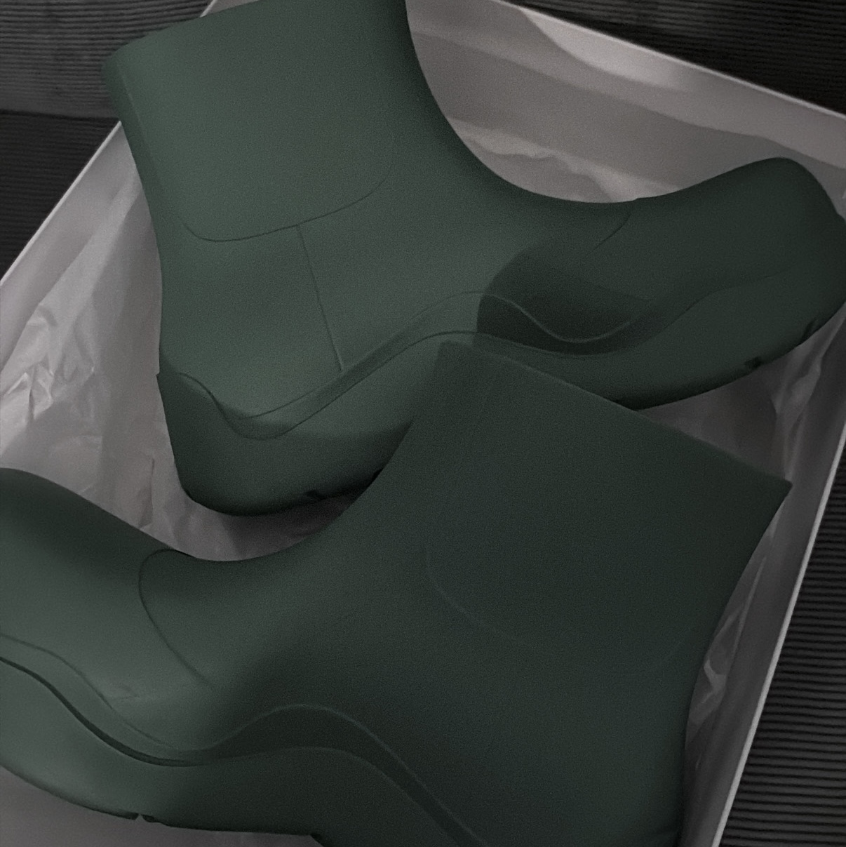 Bottega Veneta Puddle Ankle Boots Grass 착용 스타일