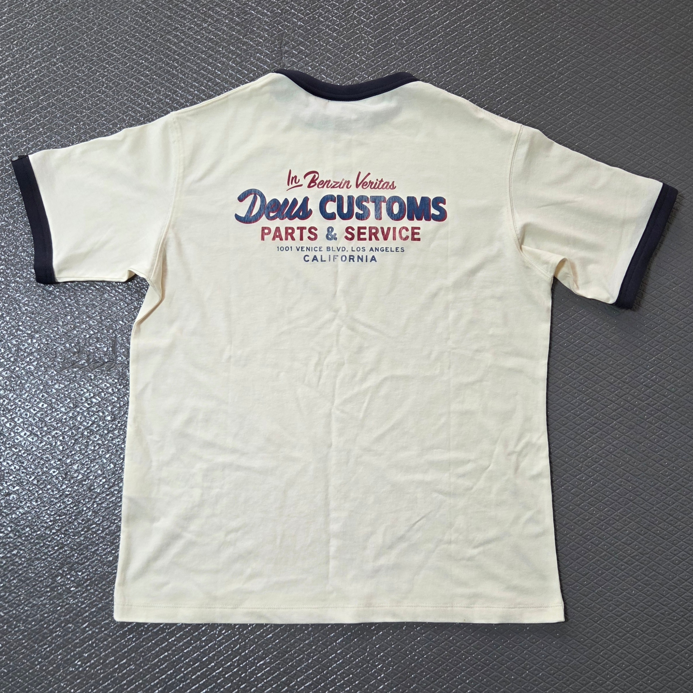 Deus Ex Machina House of Simple Pleasures Ringer T-Shirt Ivory 착용 스타일 - 2