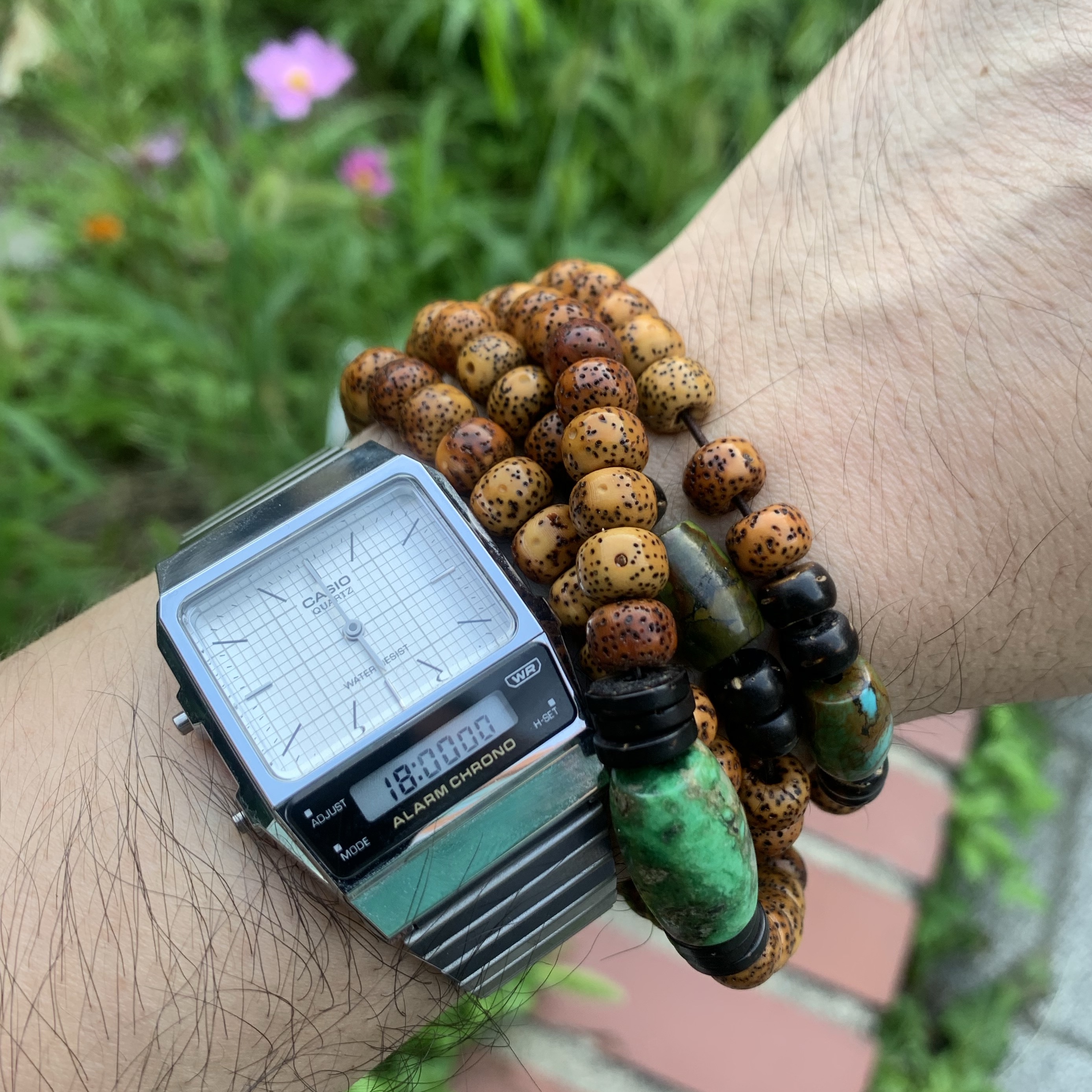 Casio AQ-800E-7ADF 착용 스타일