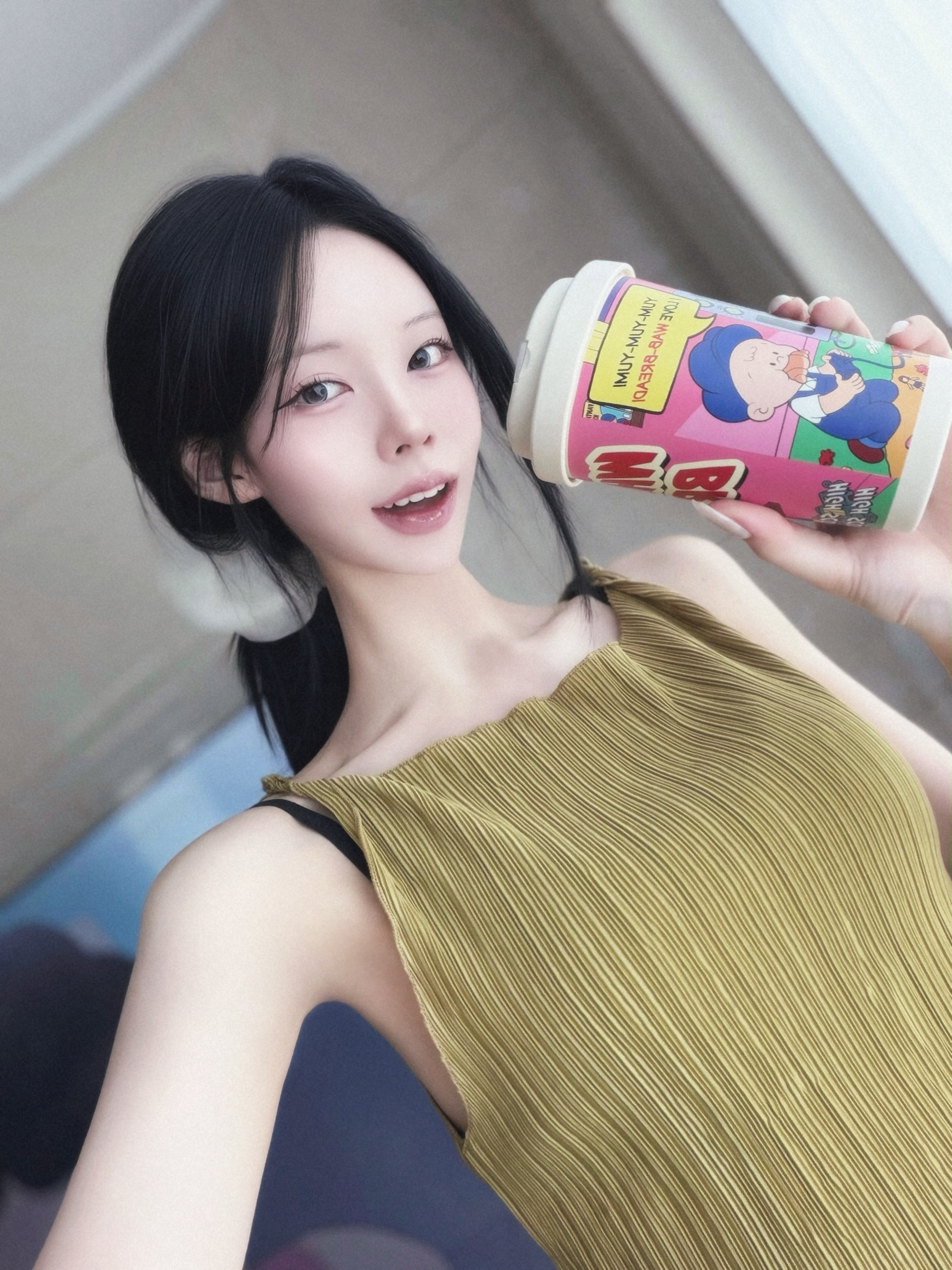 [KREAM 단독] What A Bread Daily Moments Tumbler 420ml, [KREAM 단독] What A Bread Mochi Cheesecake 착용 스타일 - 1