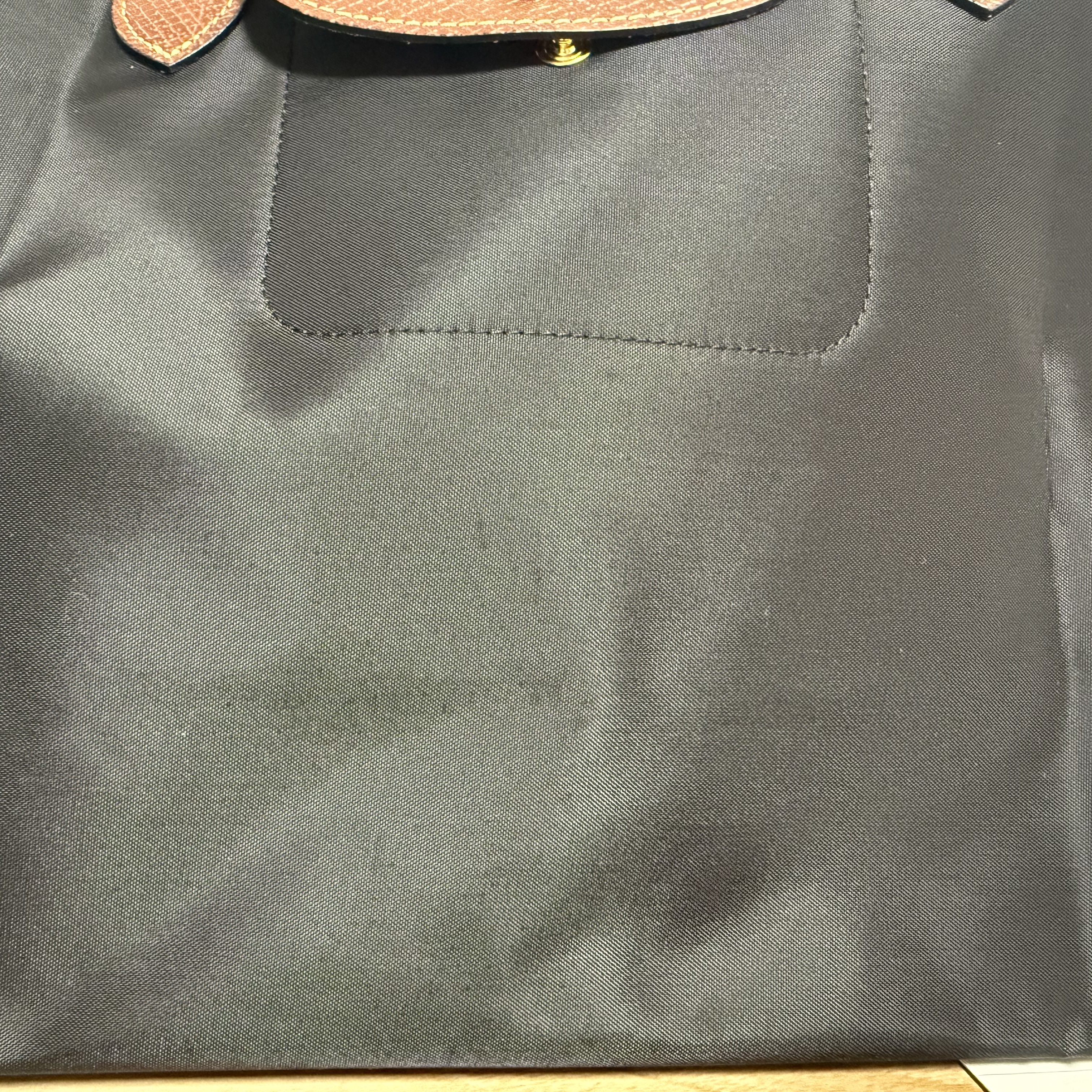 Longchamp Le Pliage Original Tote Bag M Black 착용 스타일 - 2