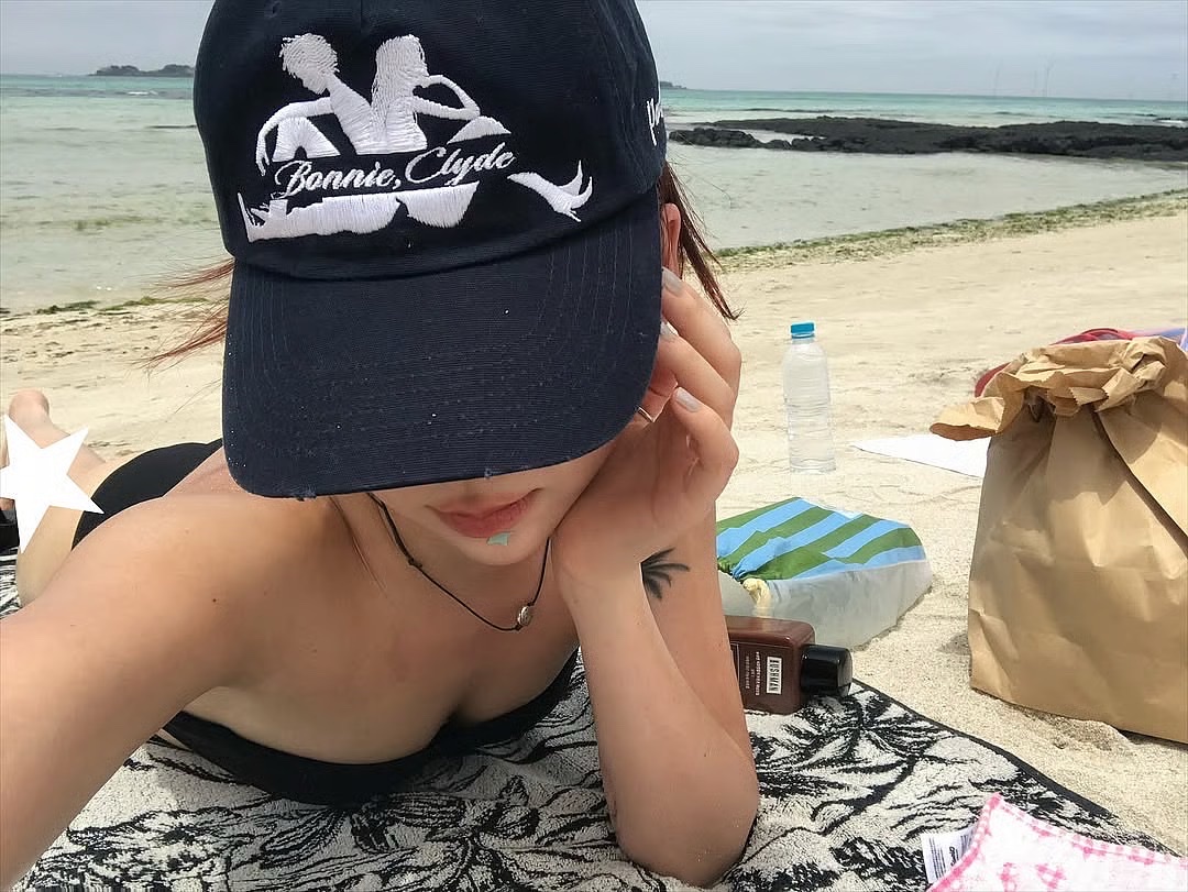 [트리플적립] PACOSPLY Two Icon Cap Black, [트리플적립] PACOSPLY Two Icon Cap Navy 착용 스타일