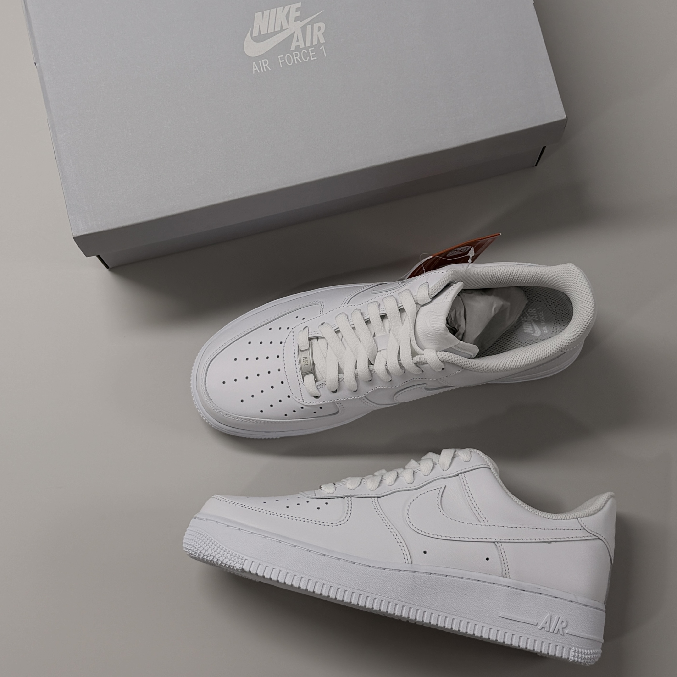 Nike Air Force 1 '07 Low White 착용 스타일