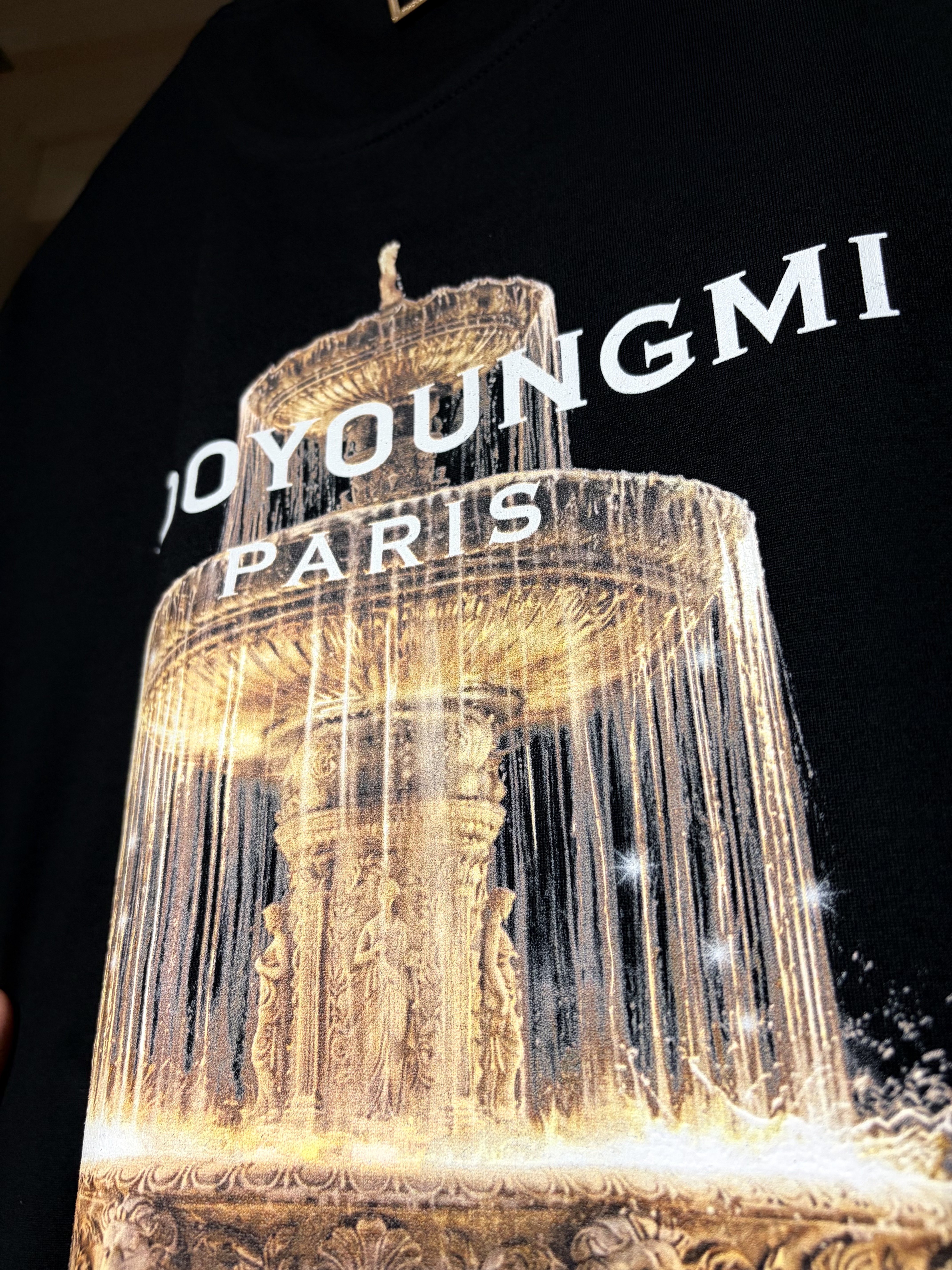 Wooyoungmi Fountain Graphic T-Shirt Black - 26FW 착용 스타일 - 4