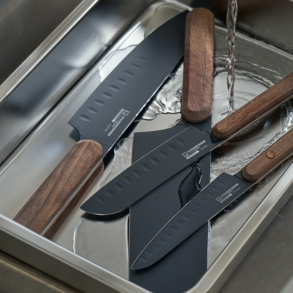 바겐슈타이거 우드 핸들 스텐 세라믹 코팅 슈바츠발트 나이프 7인치 산도쿠(Wagensteiger Schwarzwald Stainless Steel Ceramic Coated Santoku Knife with Wood Handle (7-Inch)) - 4