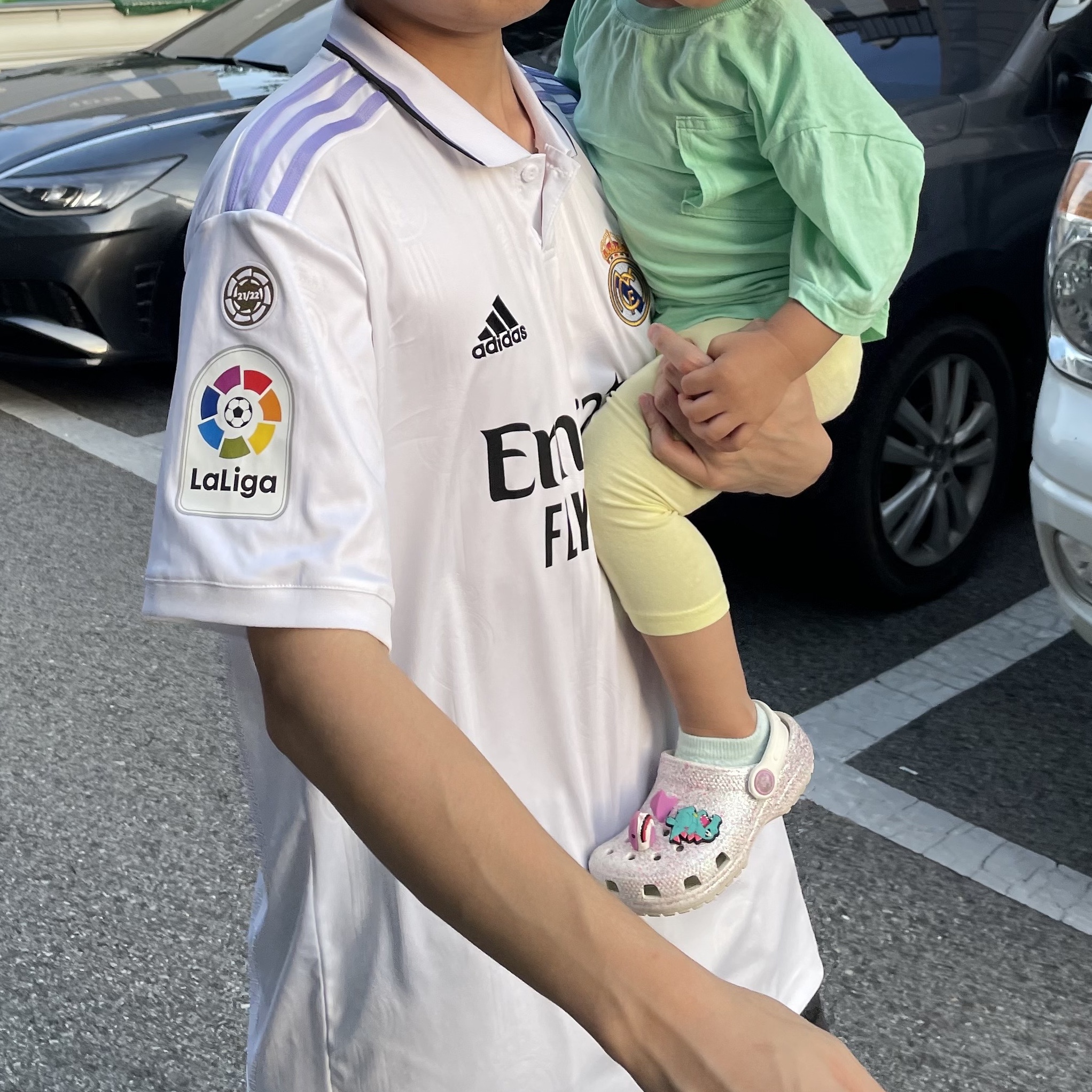 Adidas Real Madrid 2024/25 Home Authentic Jersey White - US Sizing (Non Marking Ver.) 착용 스타일