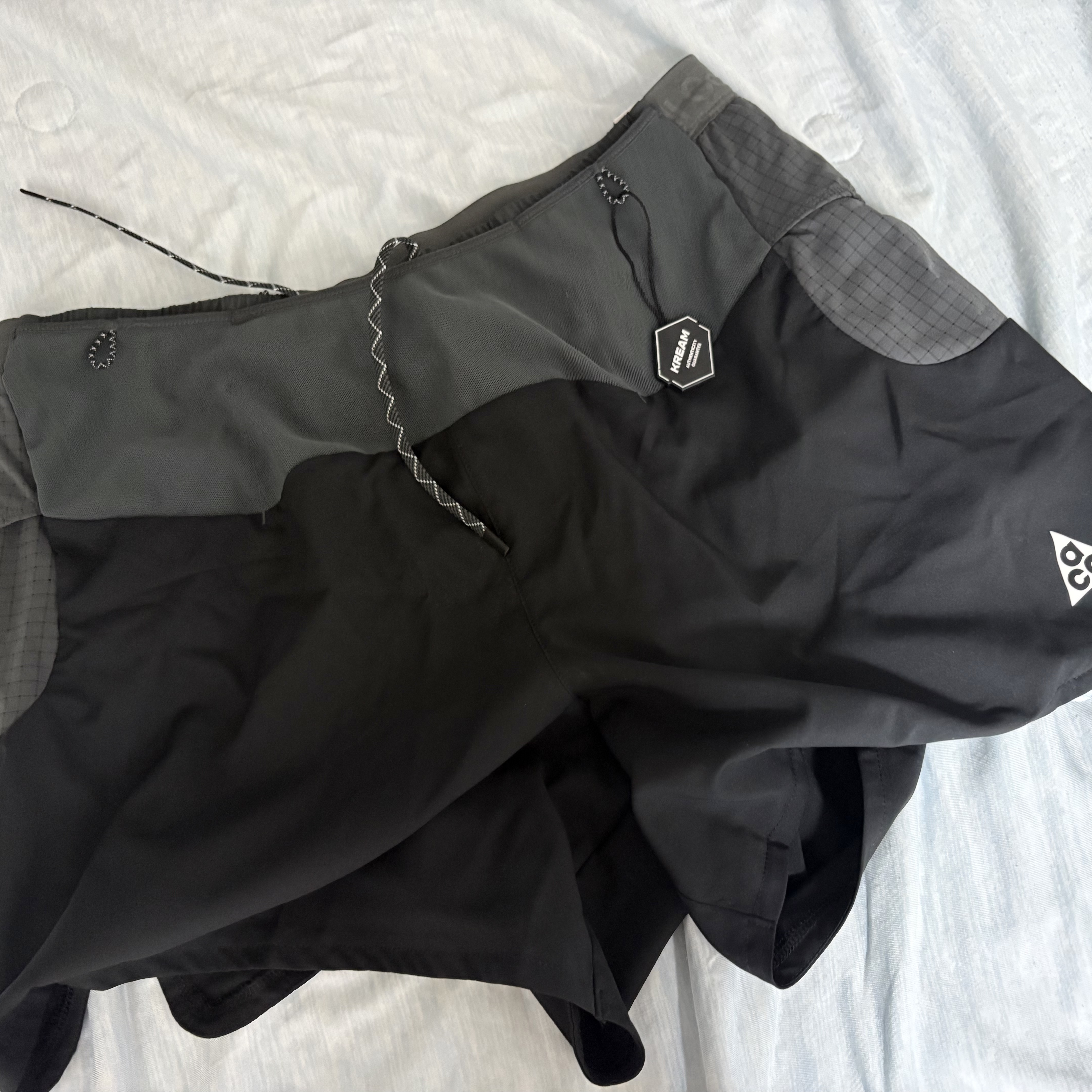 Nike ACG Second Sunrise Dri-Fit ADV 5 Inch Brief Lined Shorts Black Anthracite - Asia 착용 스타일