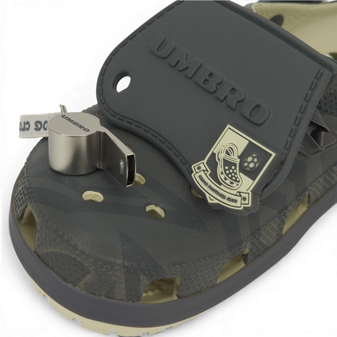 크록스 x 엄브로 클래식 클로그 본 슬레이트 그레이(Crocs x Umbro Classic Clog Bone Slate Grey) - 7