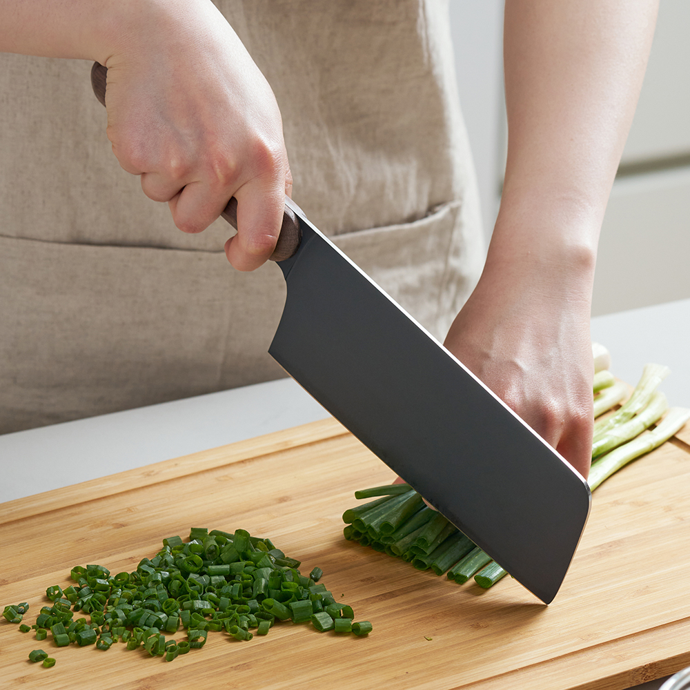 바겐슈타이거 우드 핸들 스텐 세라믹 코팅 슈바츠발트 나이프 7인치 야채칼(Wagensteiger Schwarzwald Stainless Steel Ceramic Coated Vegetable Knife with Wood Handle (7-Inch)) - 2