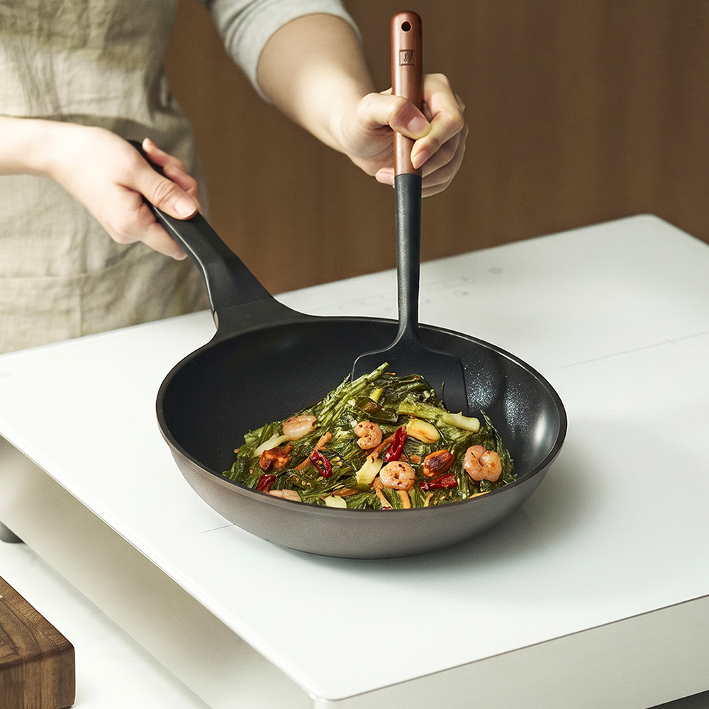 바겐슈타이거 포쿠스 티타늄 코팅 인덕션 궁중팬 28cm(Wagensteiger Focus Titanium Coated Induction Wok (28cm)) - 5