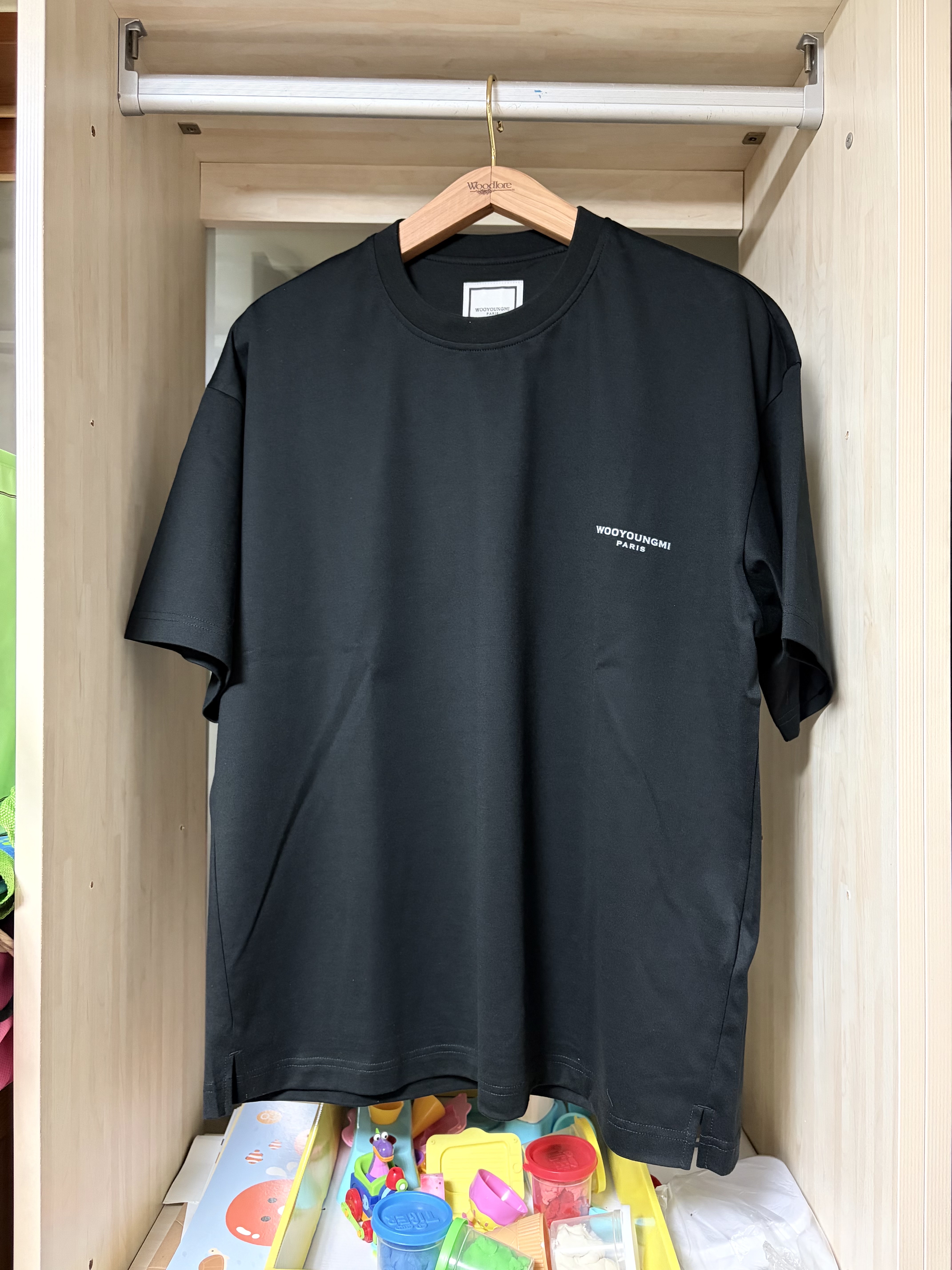 Wooyoungmi Fountain Graphic T-Shirt Black - 26FW 착용 스타일 - 2