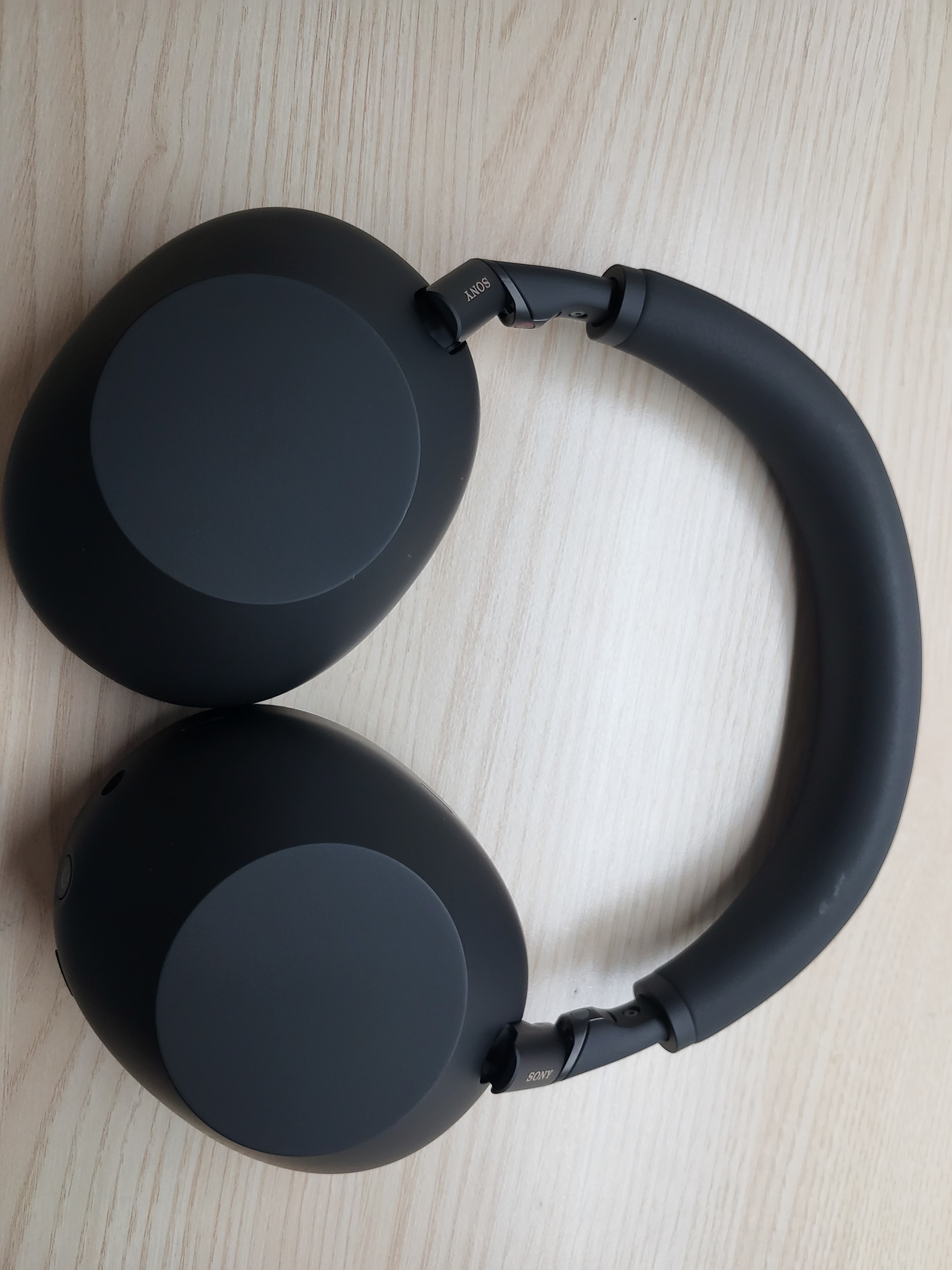 Sony WH-1000XM6 Black (Sony Korea Ver.) 착용 스타일