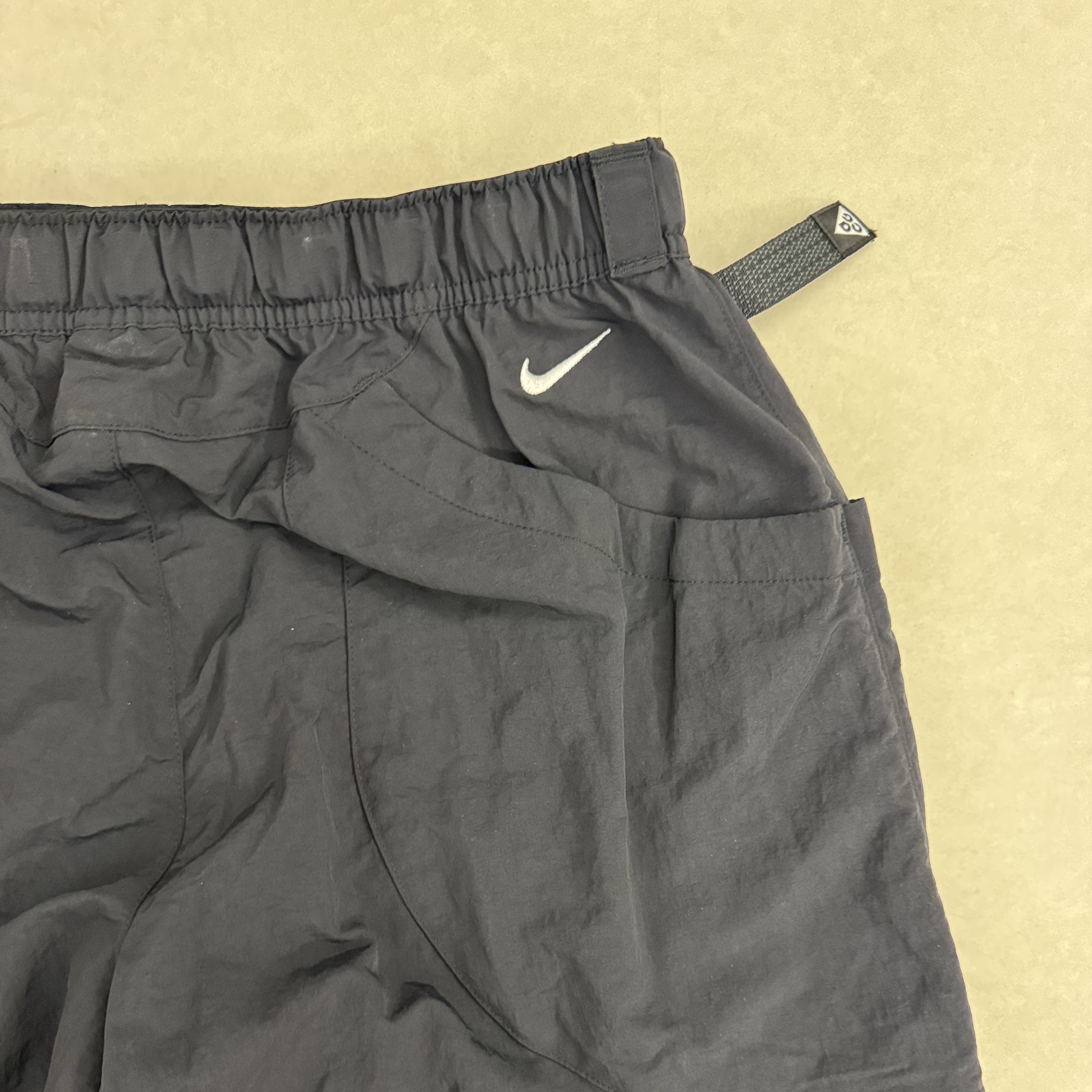 Salomon Modisay Aero Black, Nike ACG Dolomiti Pants Black Summit White - Asia 착용 스타일 - 7
