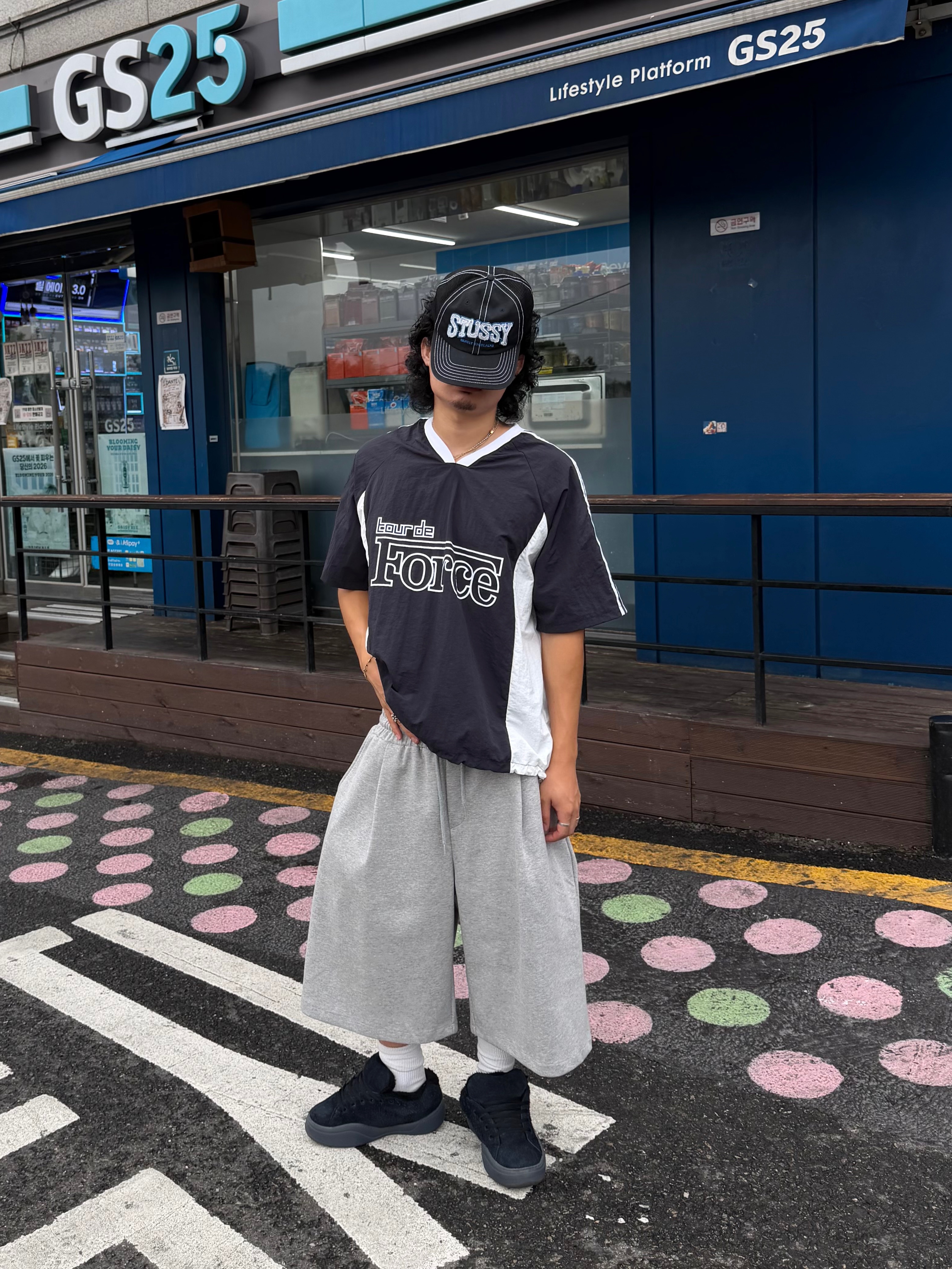 ERL Limited Edition Corduroy Vamp Pirate Black, ERL Vamp Skate Shoe Pirate Black 착용 스타일 - 1