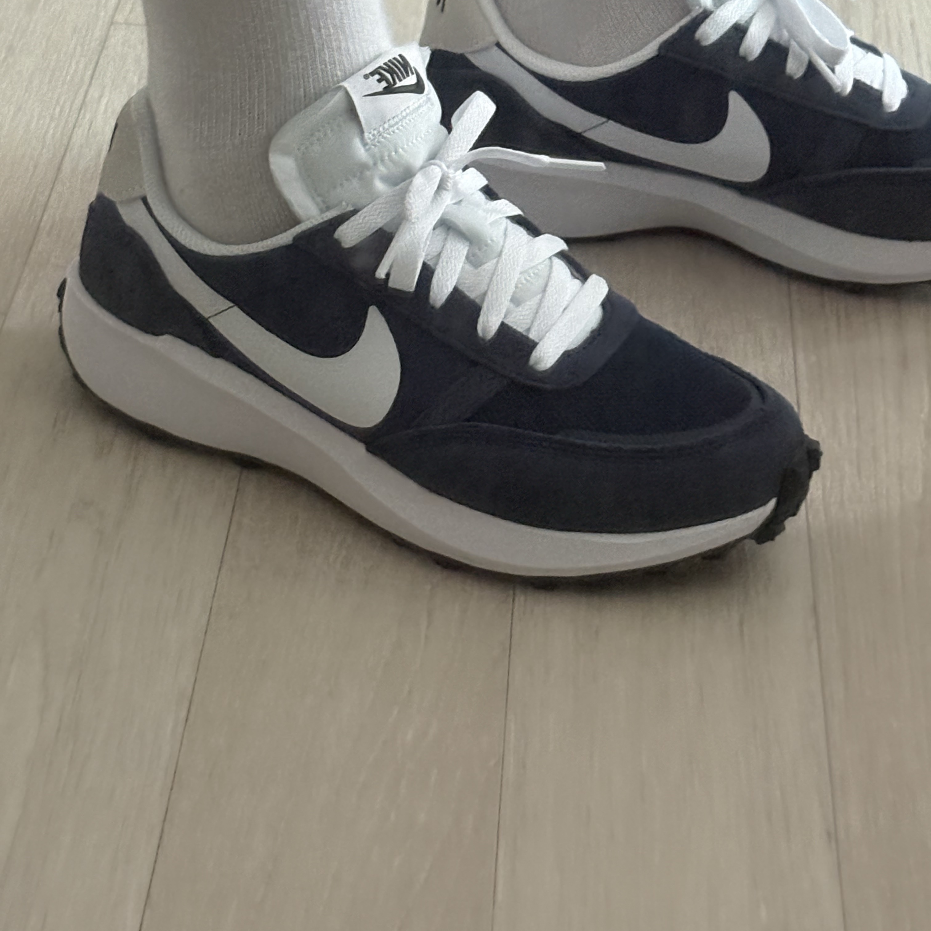 Nike Waffle Debut Midnight Navy Obsidian 착용 스타일 - 1