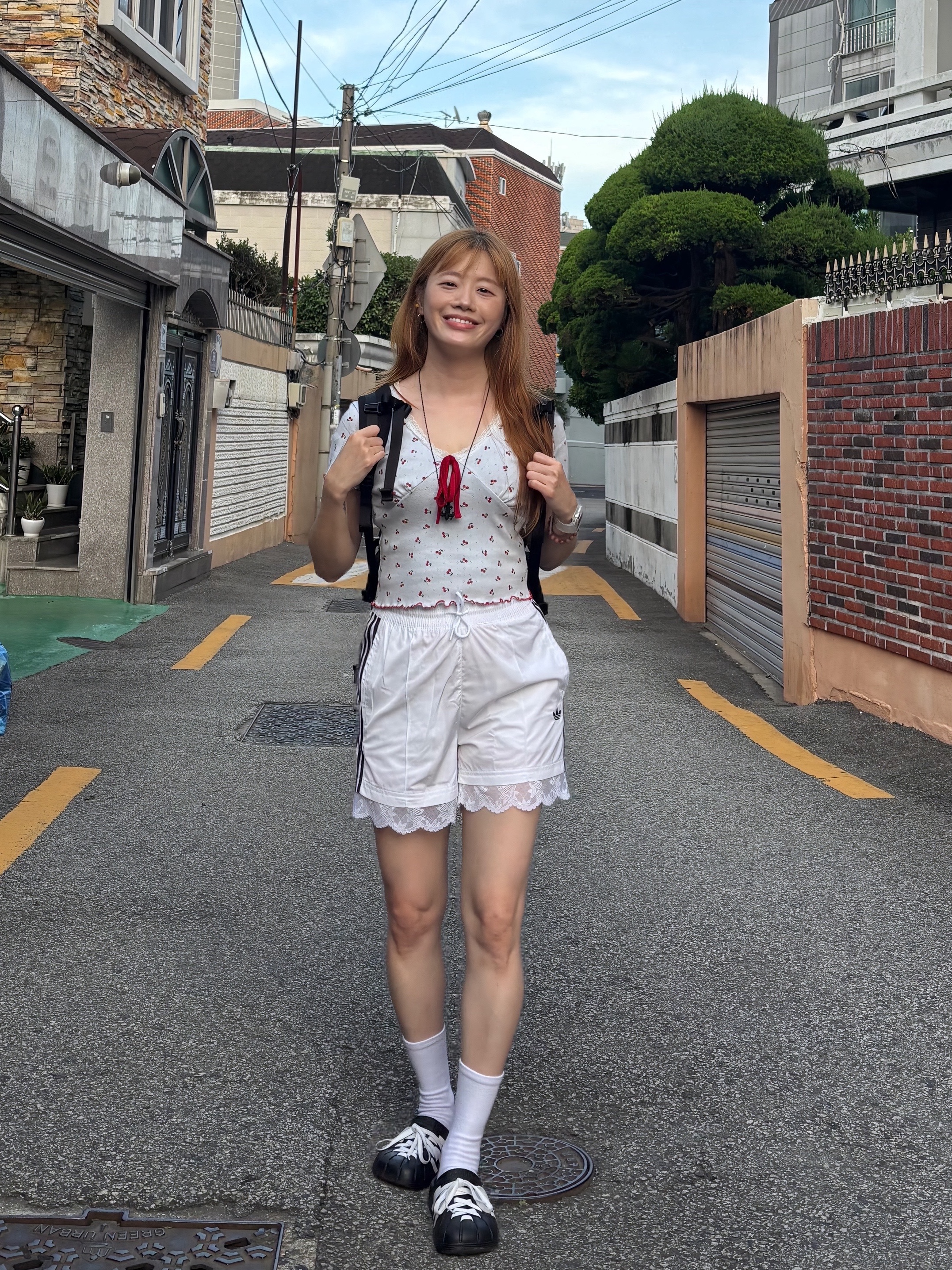 Adidas Adilette Clog Black White, (W) Adidas Lace Trim 3-Stripes Shorts White - KR Sizing 착용 스타일 - 6