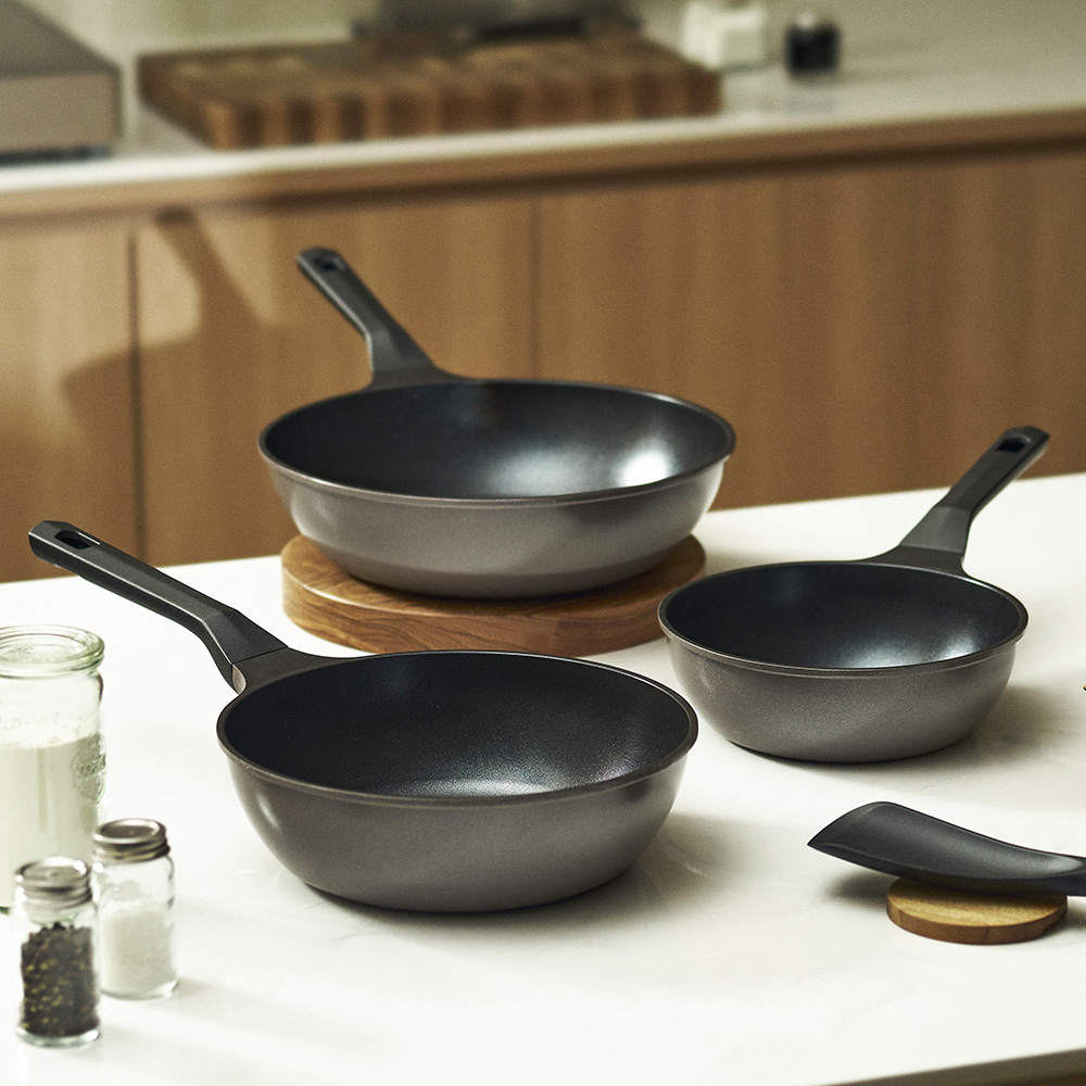 바겐슈타이거 포쿠스 티타늄 코팅 인덕션 프라이팬 20cm(Wagensteiger Focus Titanium Coated Induction Frying Pan (20cm)) - 2