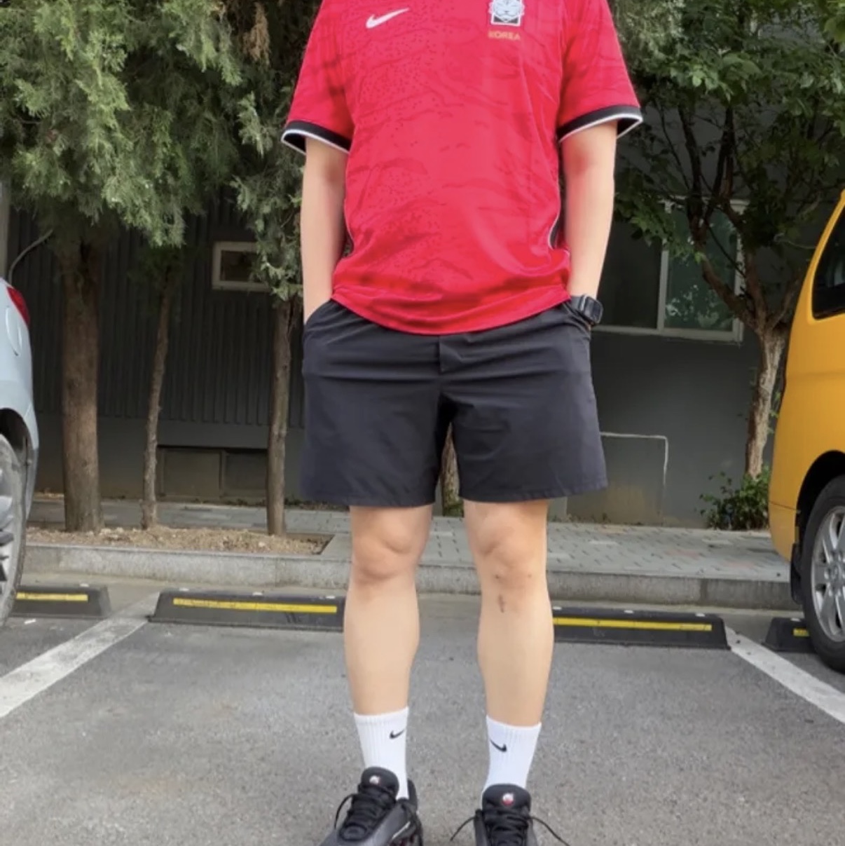 Nike Korea 2026 Stadium Home Dri-Fit Soccer Replica Jersey Global Red Black (Non Marking Ver.) 착용 스타일