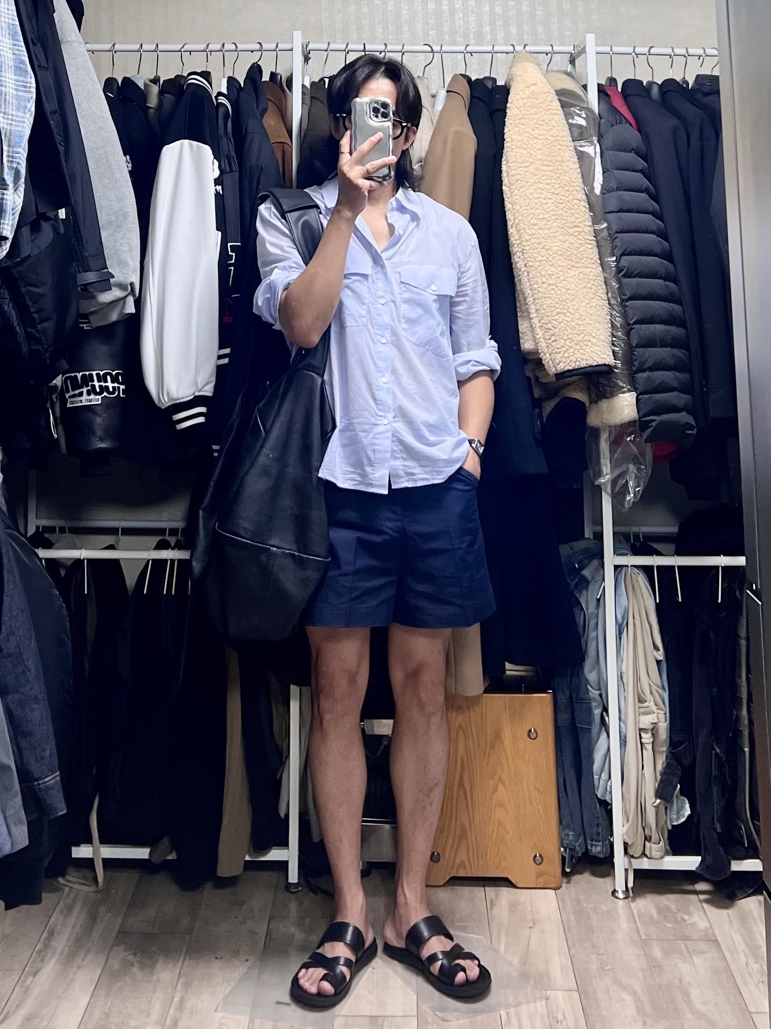 Waviness Horizon Stripe Shirts Blue 착용 스타일