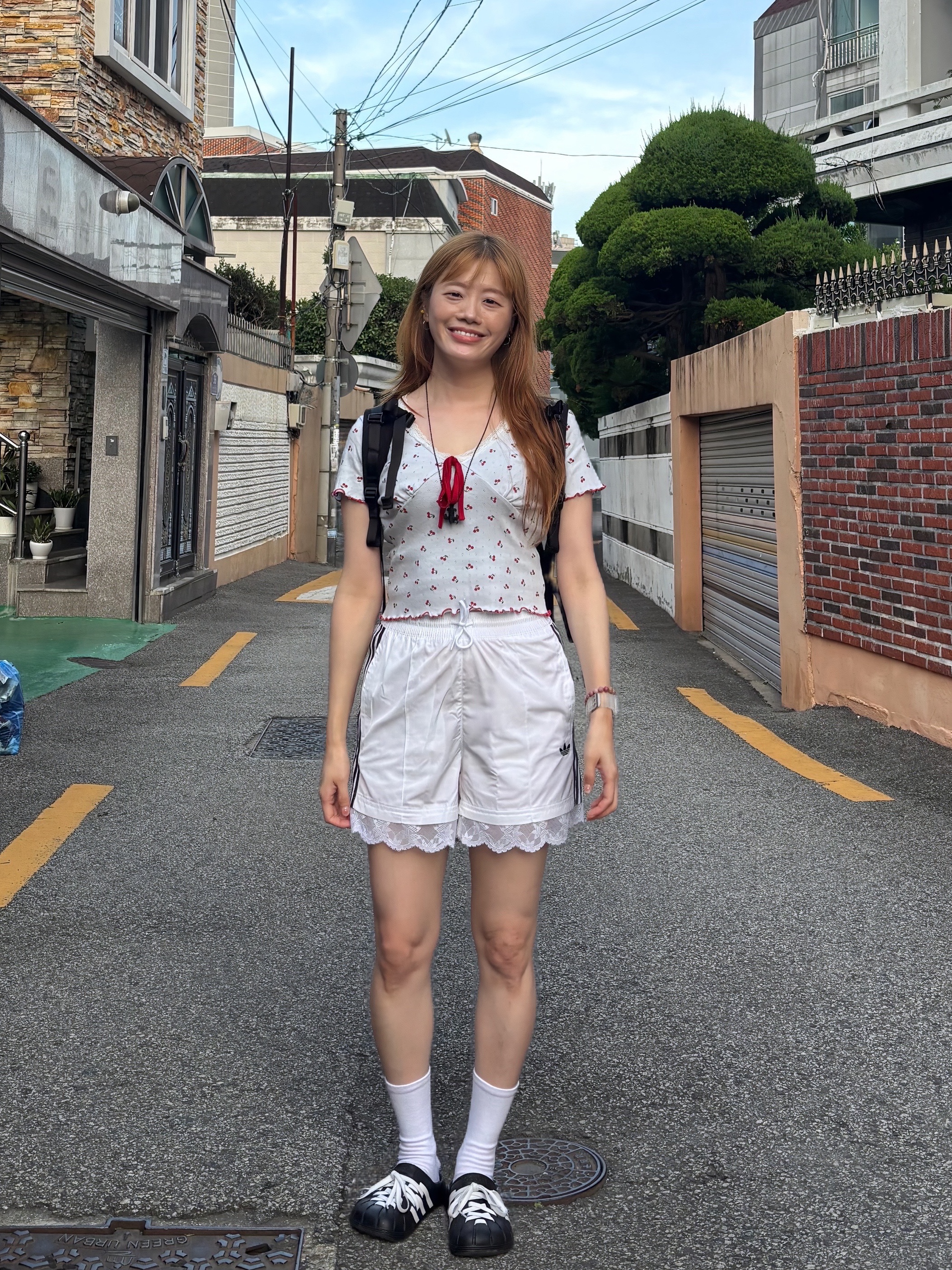Adidas Adilette Clog Black White, (W) Adidas Lace Trim 3-Stripes Shorts White - KR Sizing 착용 스타일 - 7