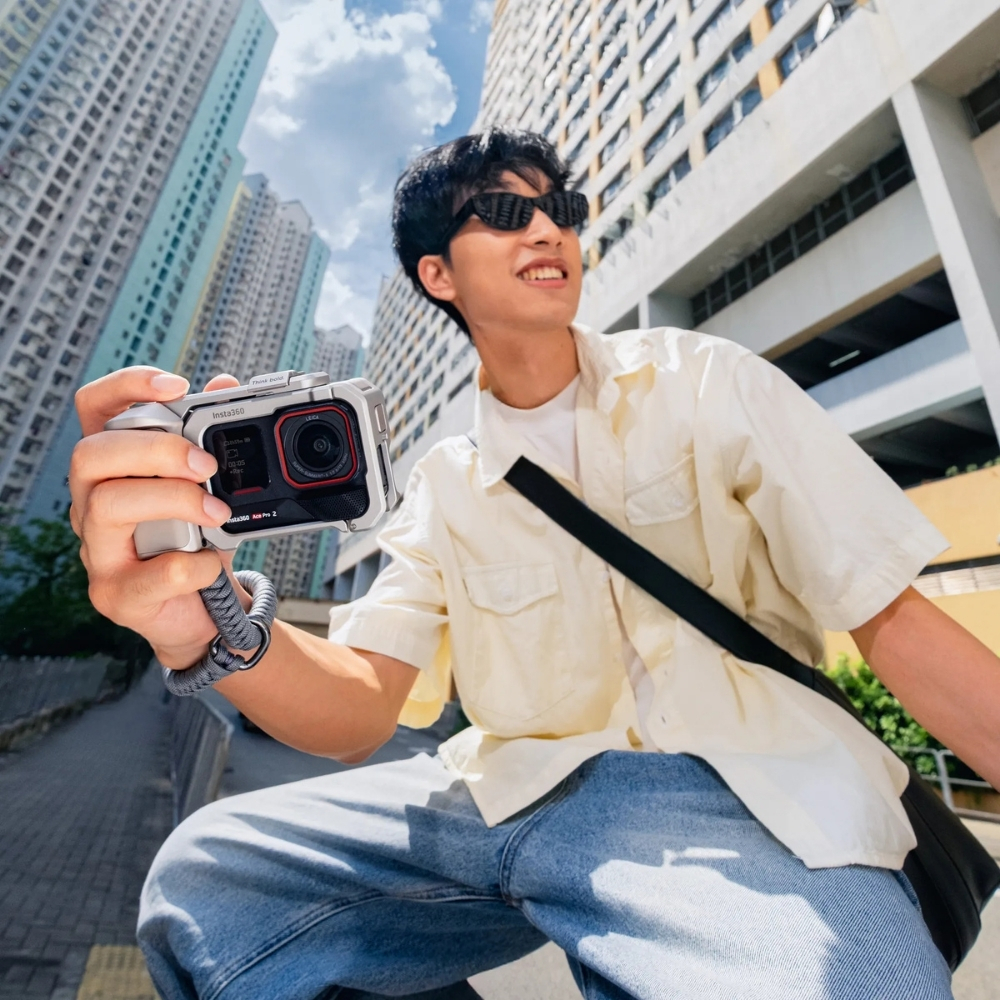 Ace Pro 2 미드나잇 블랙 듀얼배터리 스냅샷 번들 문라이트 실버([360/PRD] Insta360 Ace Pro 2 Xplorer Bundle (Dual Battery) Silver) - 5