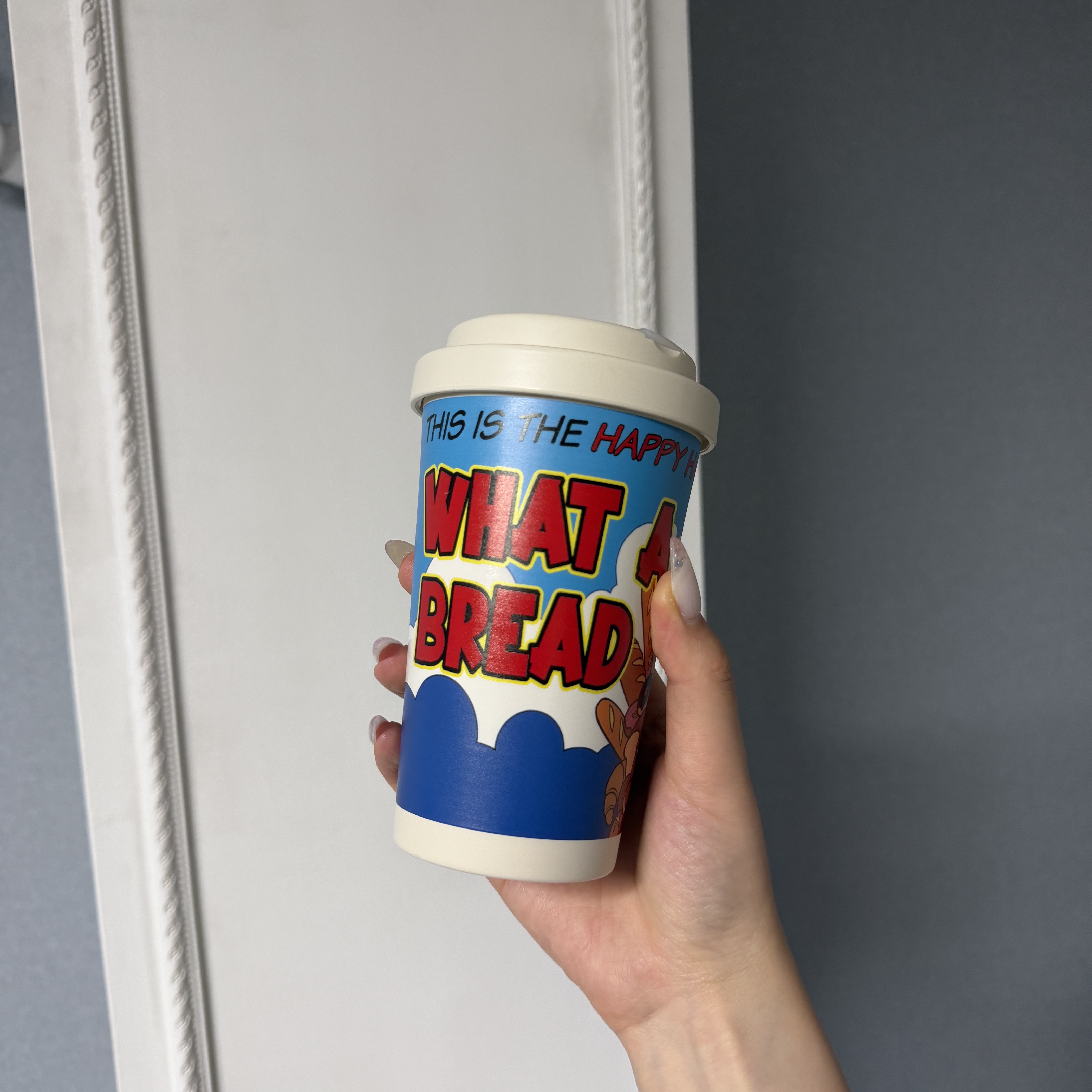 [KREAM 단독] What A Bread Daily Moments Tumbler 420ml, [KREAM 단독] What A Bread Mug White 350ml 착용 스타일 - 1