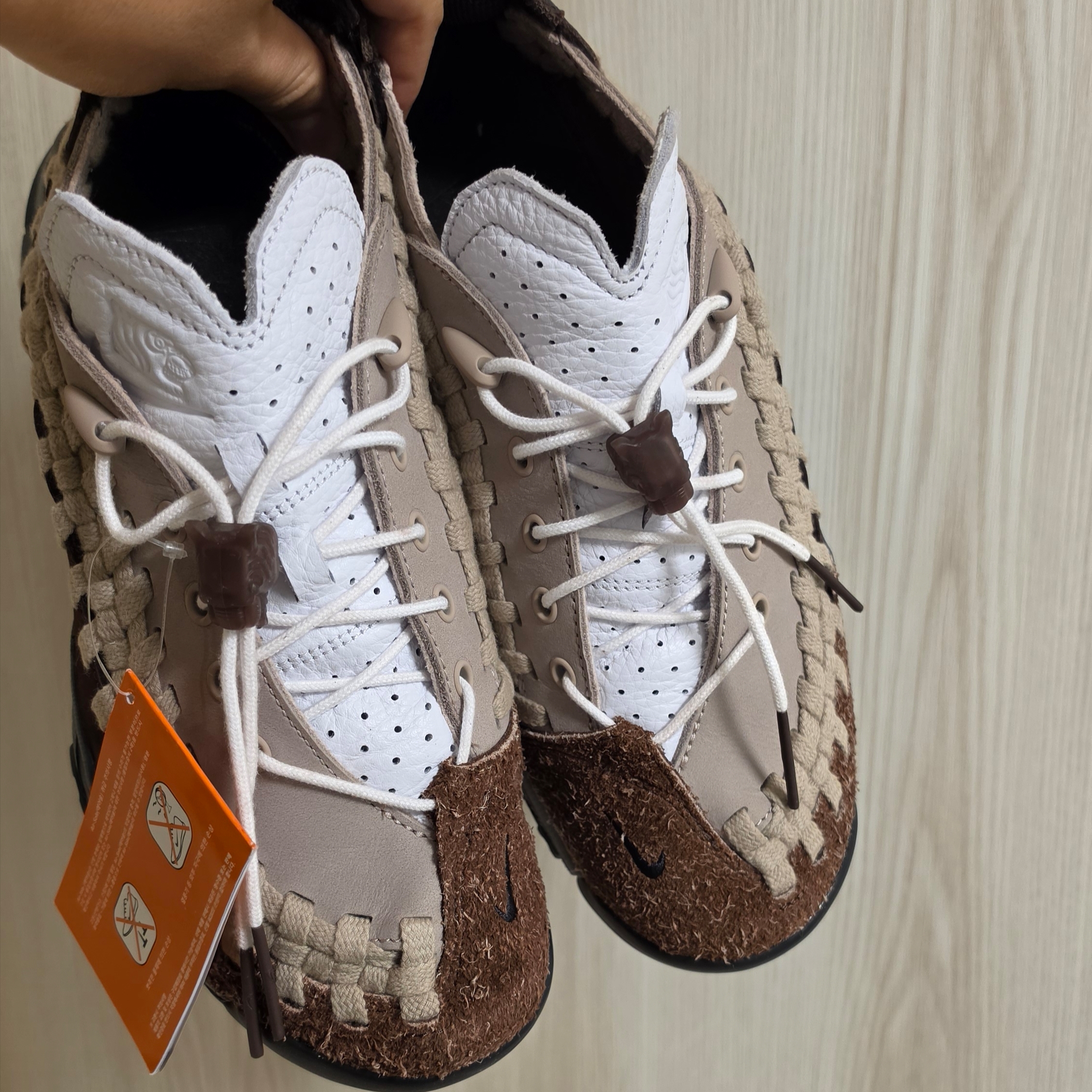 Nike x Soulgoods Homescape Woven Dark Field Brown and Medium Orewood Brown 착용 스타일 - 4