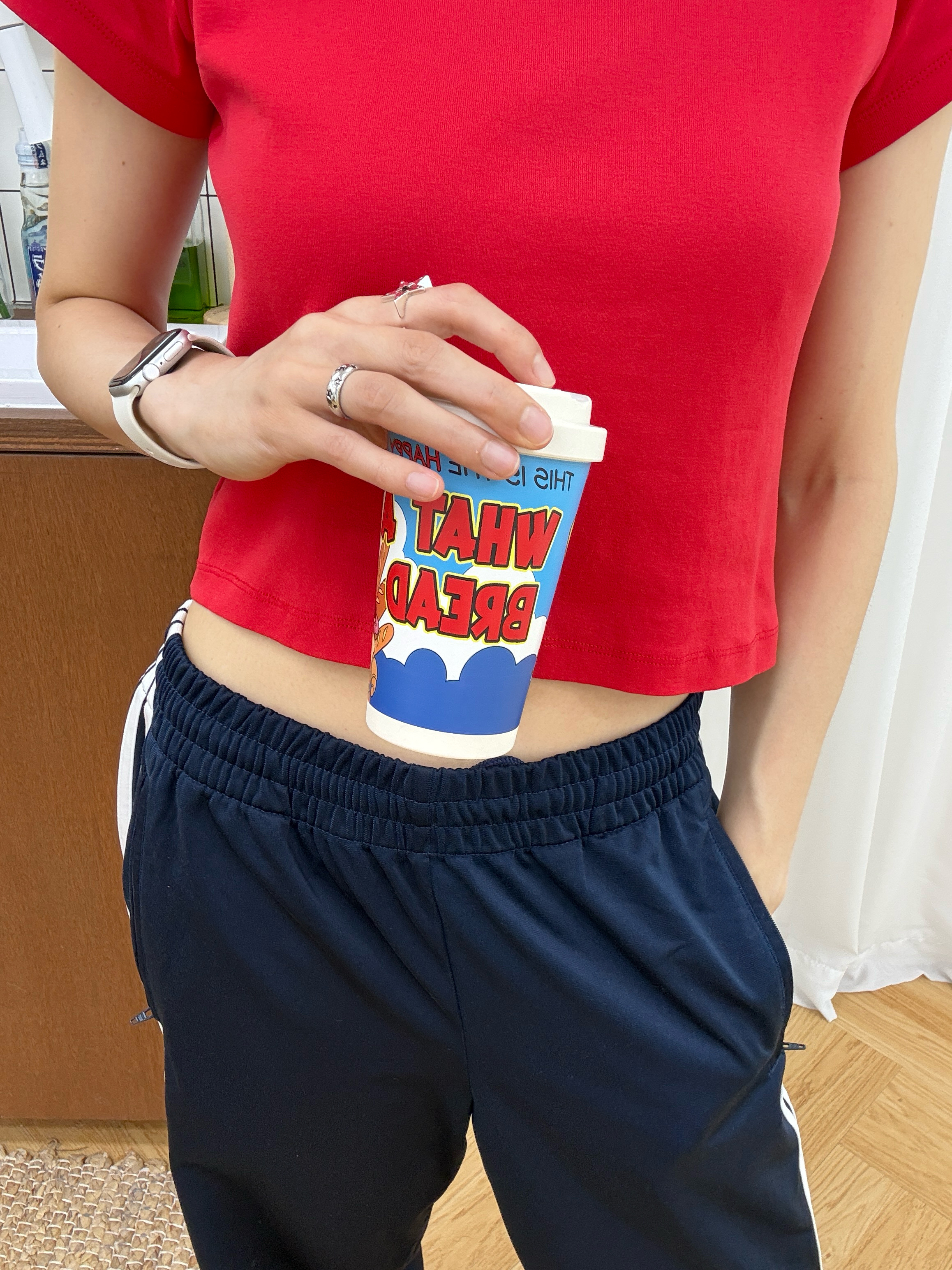 [KREAM 단독] What A Bread Mug White 350ml, [KREAM 단독] What A Bread Daily Moments Tumbler 420ml 착용 스타일 - 3
