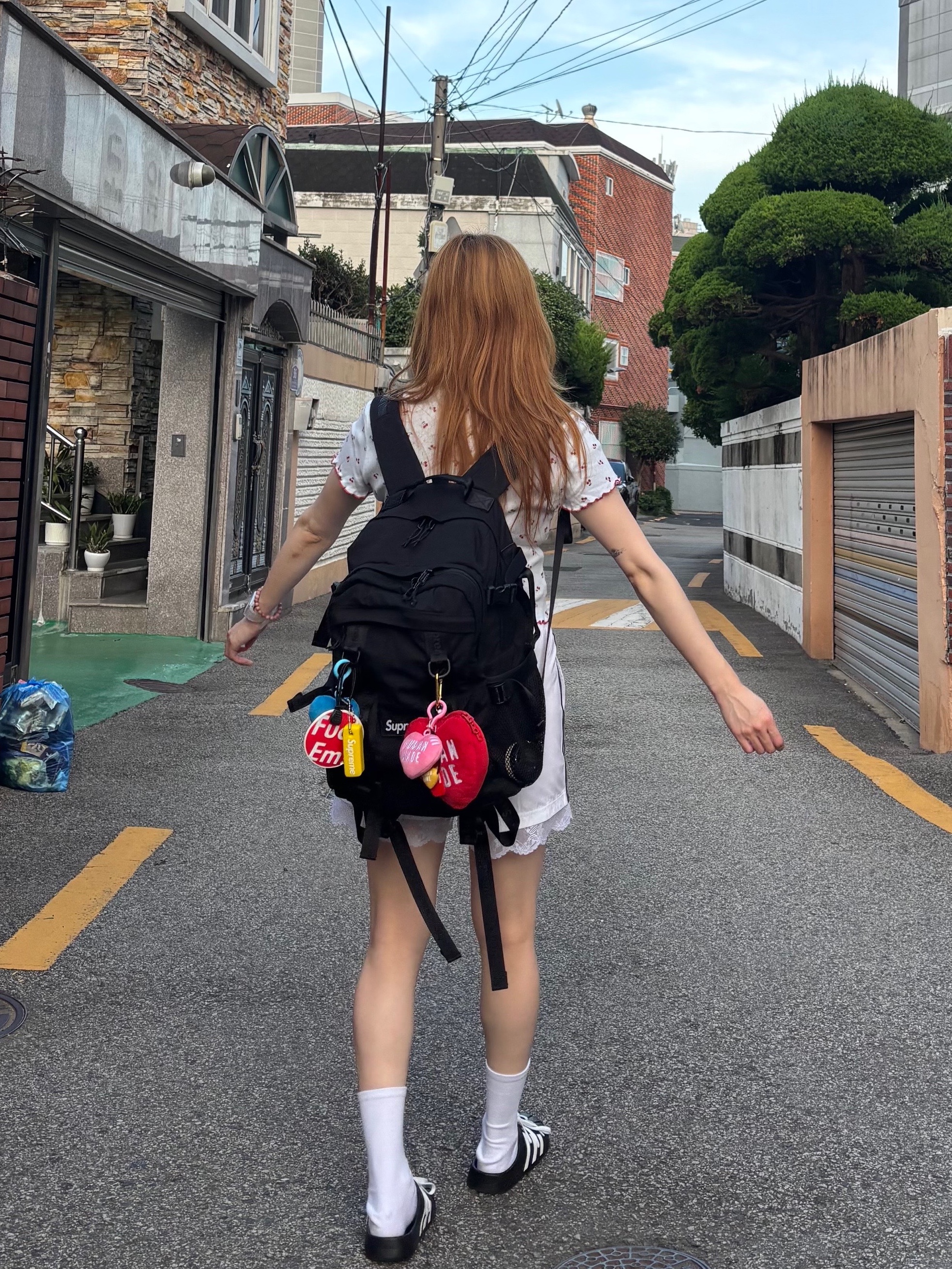 Adidas Adilette Clog Black White, (W) Adidas Lace Trim 3-Stripes Shorts White - KR Sizing 착용 스타일 - 8